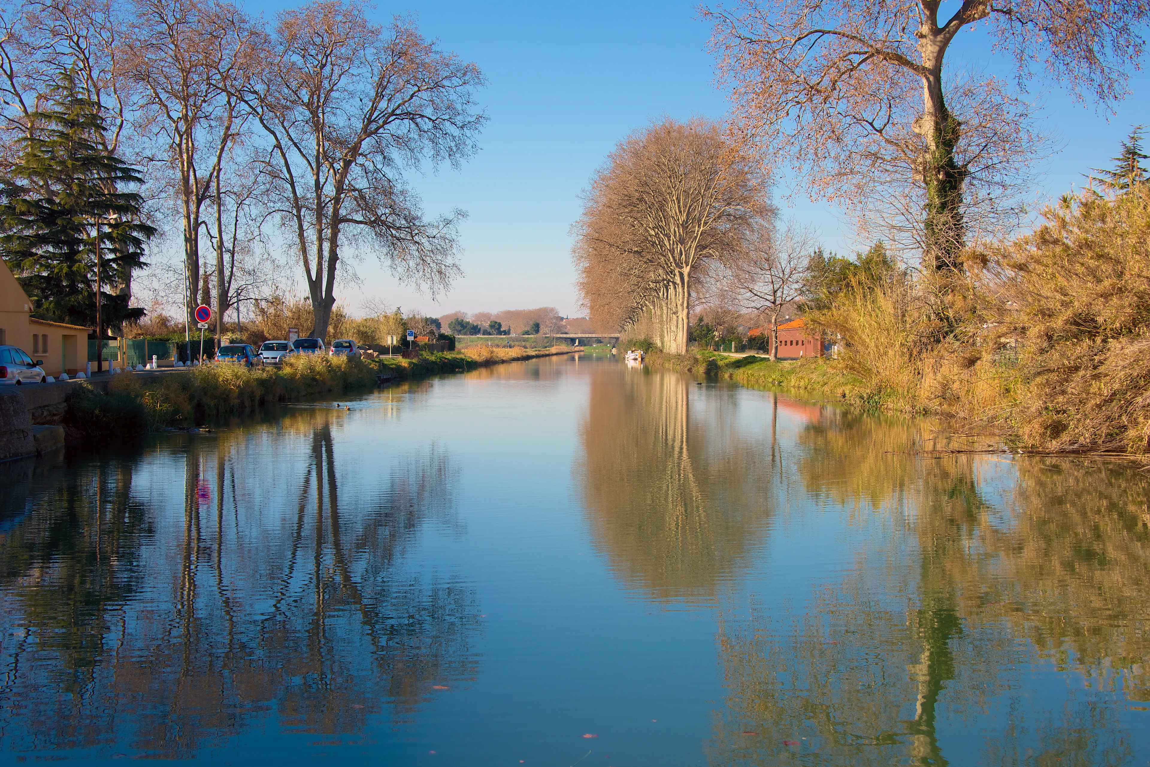 Best Villeneuve-lès-Béziers hotels. Cheap hotels in Villeneuve-lès-Béziers, France