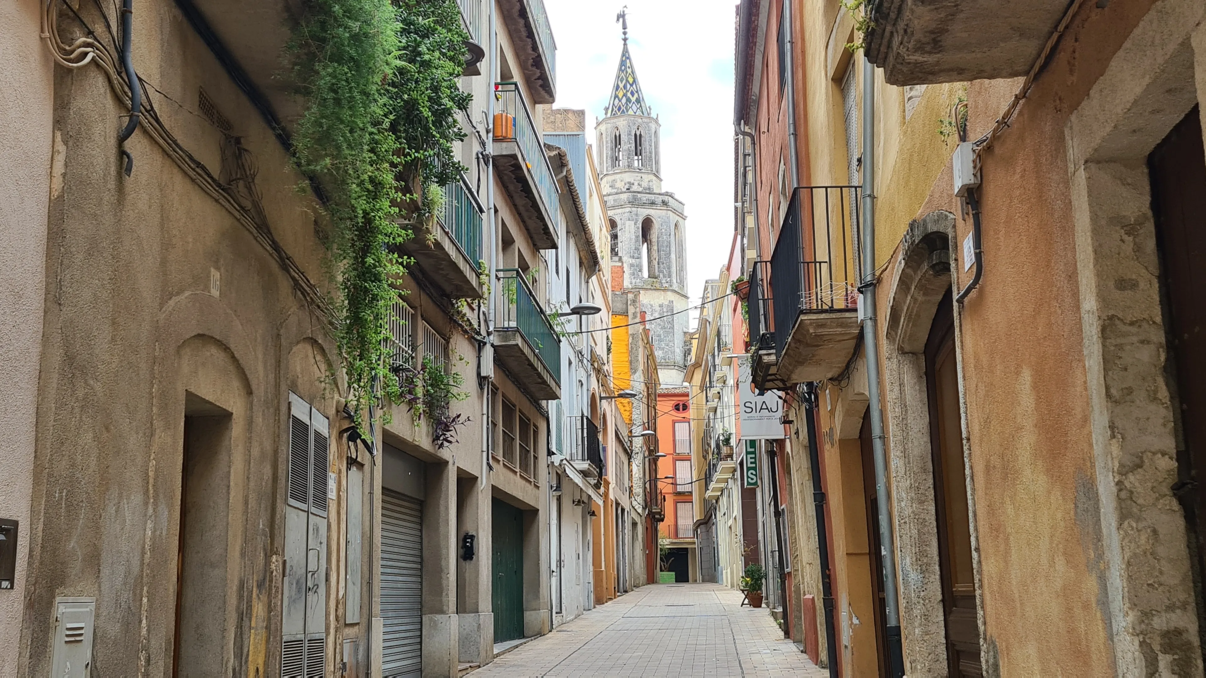 Best Vilafranca del Penedès hotels. Cheap hotels in Vilafranca del Penedès, Spain