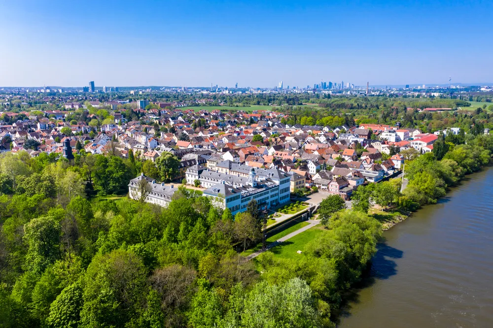 Aerial view of Rumpenheim Castle, Offenbach, Hesse, Germany
