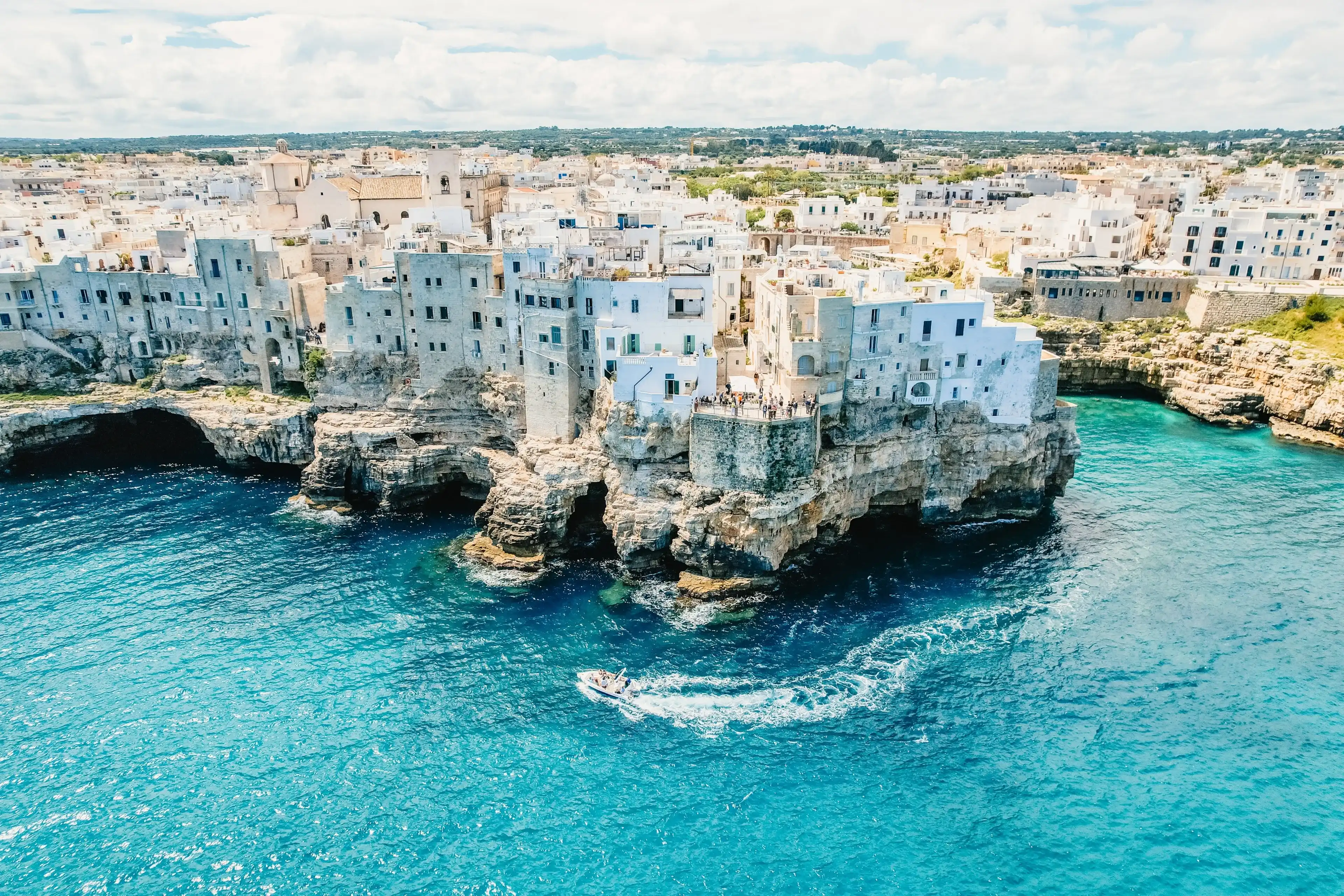 Best Polignano a Mare hotels. Cheap hotels in Polignano a Mare, Italy Best Polignano a Mare hotels. Cheap hotels in Polignano a Mare, Italy
