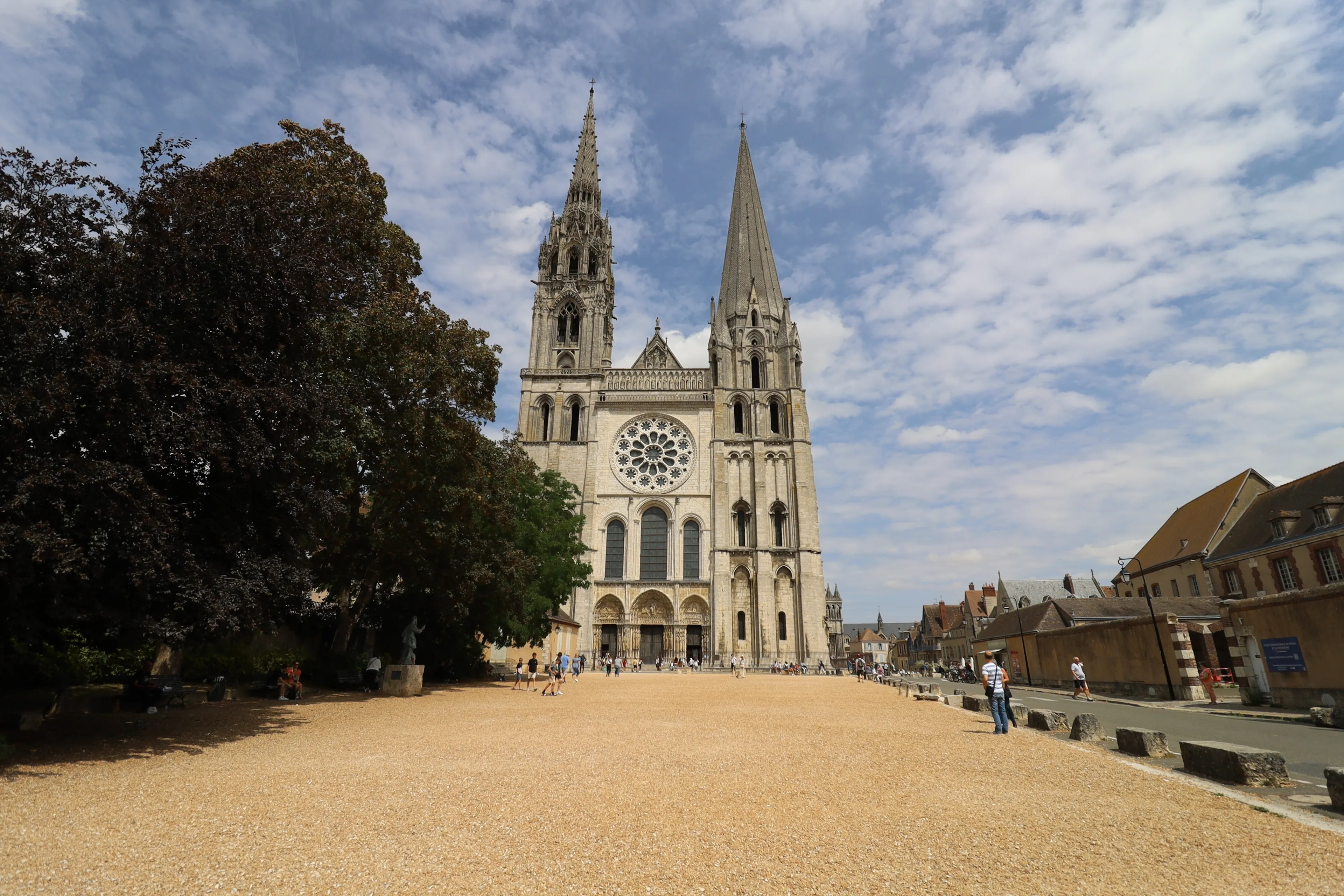 Best Chartres hotels. Cheap hotels in Chartres, France