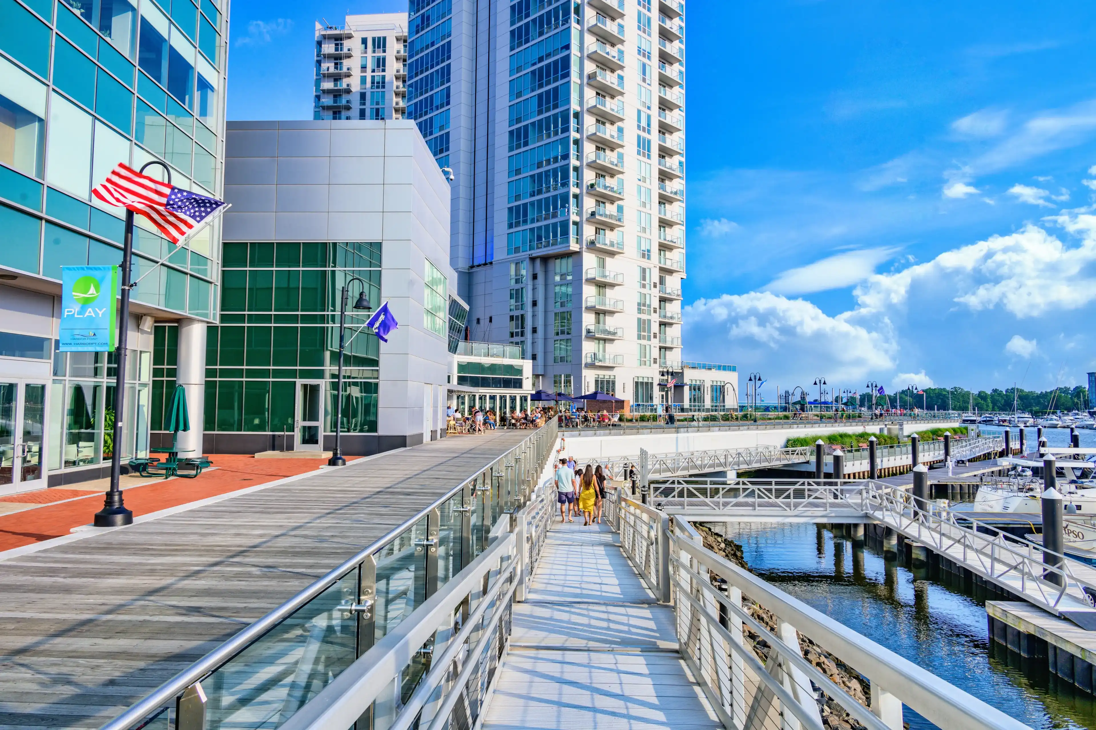 Stamford, Connecticut, United States. August 07 2023. Buildings, people, streets with cars and shops in the surroundings. Sunday. Stamford, Connecticut, United States. August 07 2023. Buildings, people, streets with cars and shops in the surroundings. Sunday.