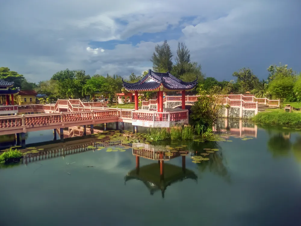 Melati Lake in Kangar, Perlis, Malaysia is a natural wetland within development area. The park is famous for its lakes and its recreational facilities.
