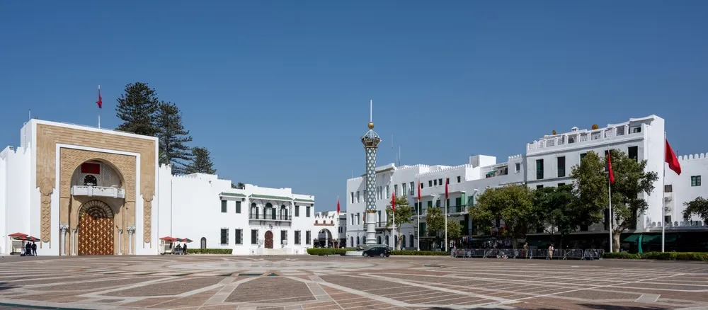 Hassan II square in Tetouan, Tétouan, Morocco. The photography also shows the Royal Palace of Tétouan.