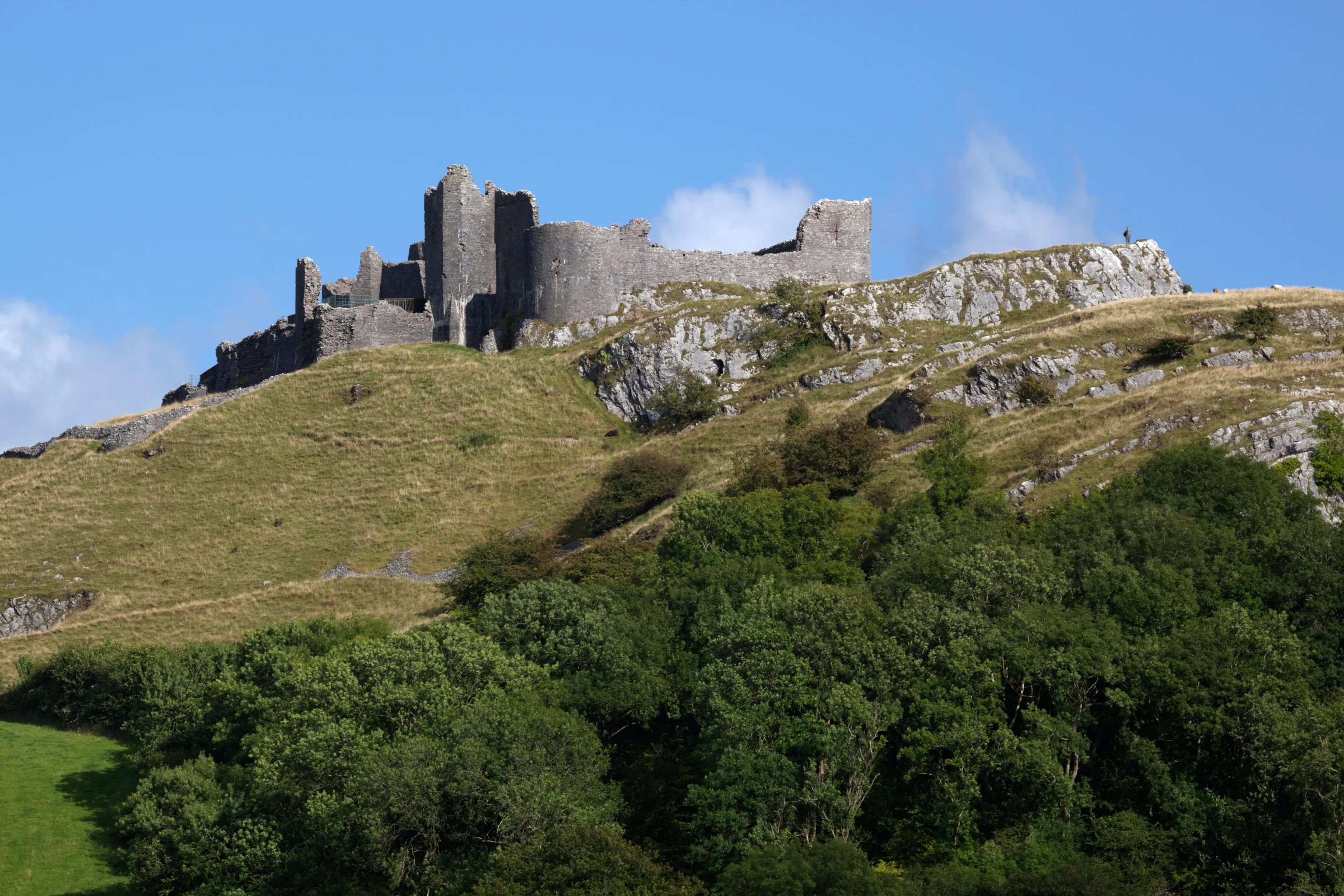 Carreg Cennen Castle, near Llandeilo, Brecon Beacons National Park, Carmarthenshire, Wales, United Kingdom, Europe