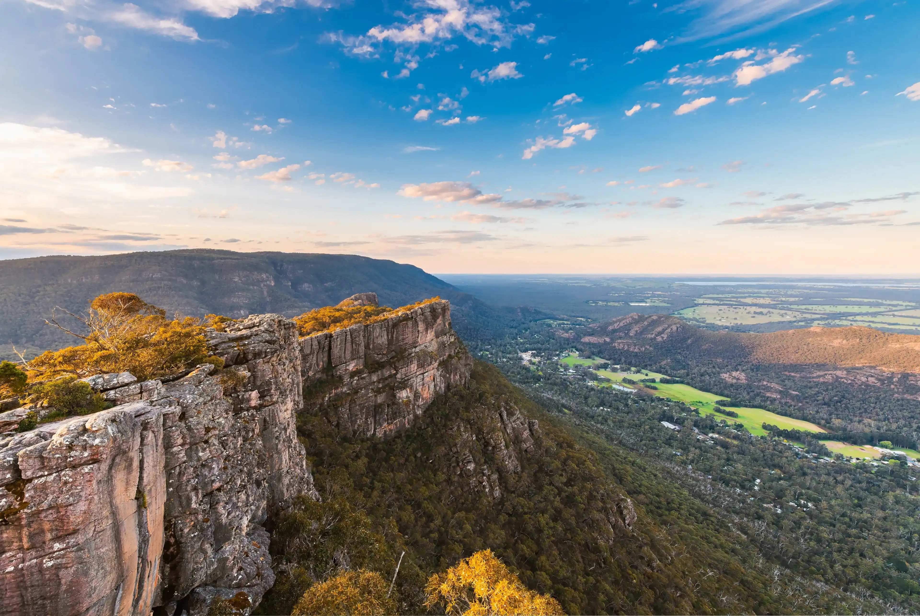Grampians National Park mountains viewed from Pinnacle lookout at sunset, Halls Gap, Victoria, Australia Grampians National Park mountains viewed from Pinnacle lookout at sunset, Halls Gap, Victoria, Australia