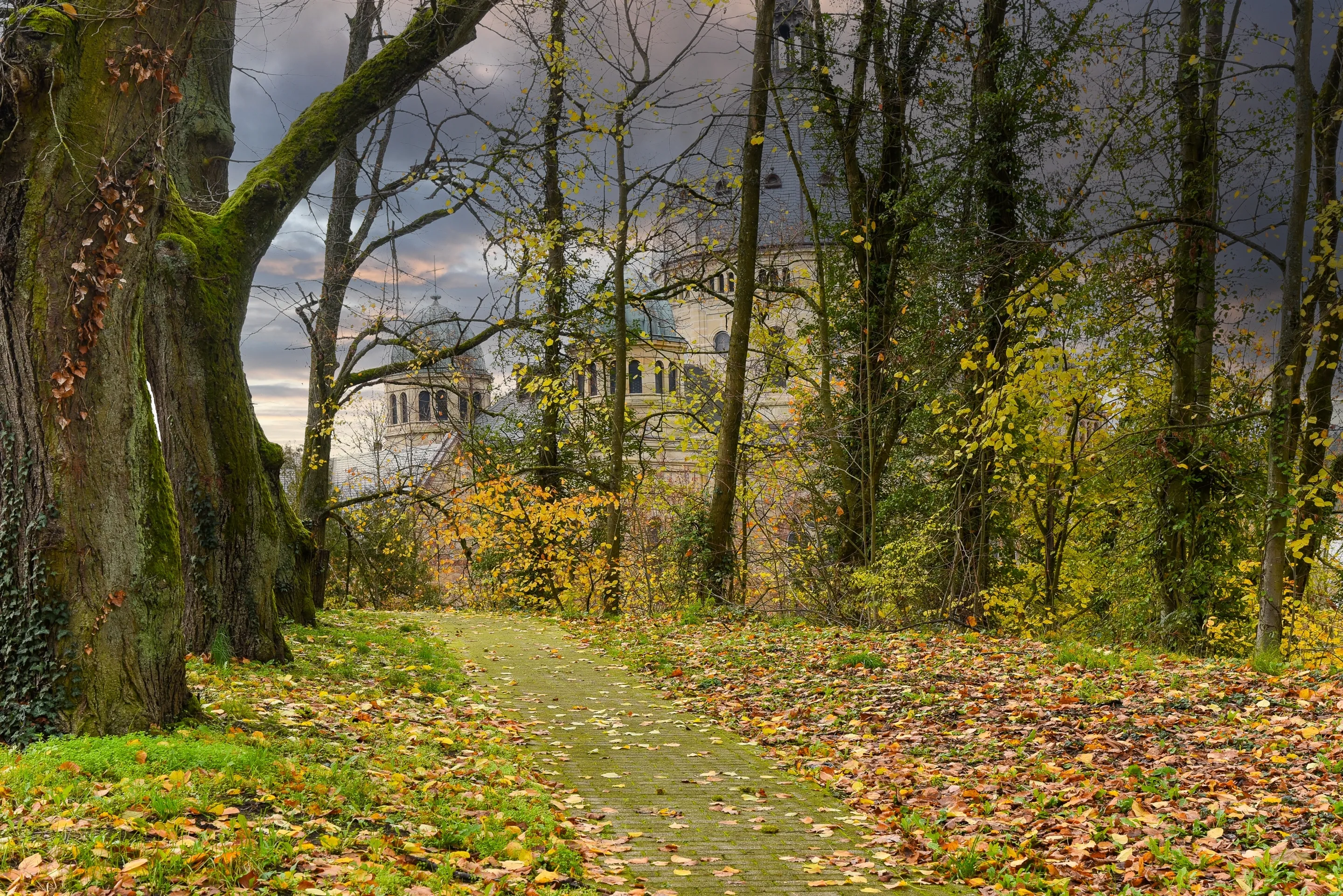 Best Saint-Avold hotels. Cheap hotels in Saint-Avold, France