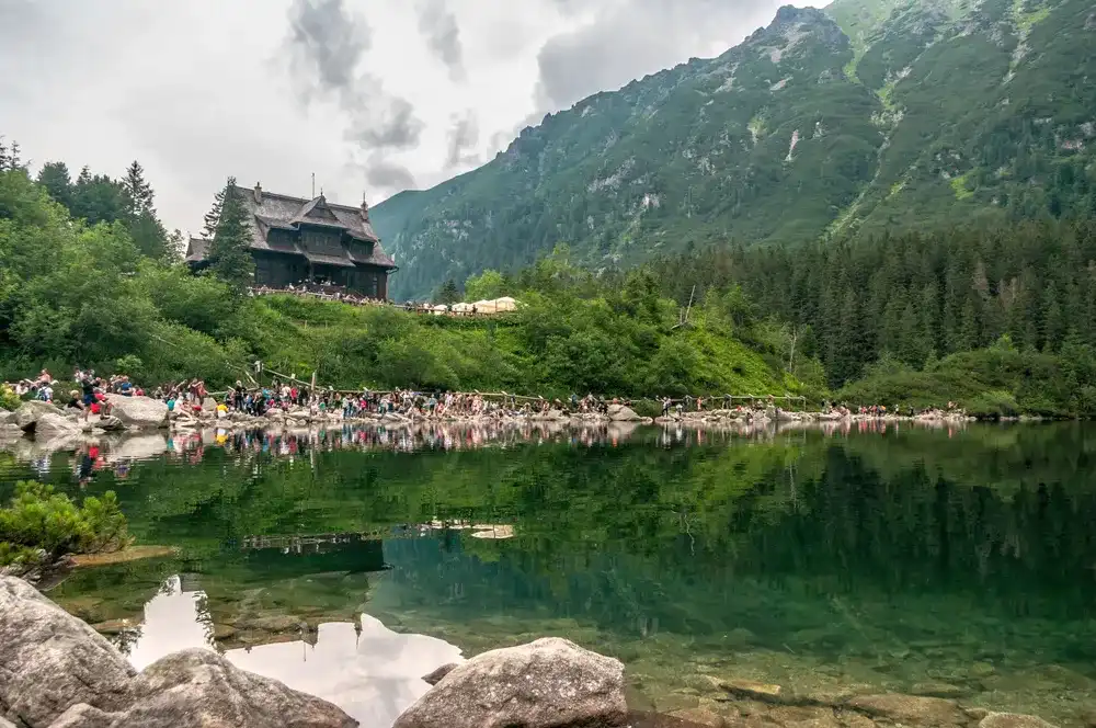 uly 25, 2020, Bukowina Tatrzańska, Poland Morskie Oko - the largest lake in the Tatra Mountains, located in the Rybiego Potoku Valley at the foot of Mięguszowieckie Szczyty, at an altitude of 1395 m uly 25, 2020, Bukowina Tatrzańska, Poland Morskie Oko - the largest lake in the Tatra Mountains, located in the Rybiego Potoku Valley at the foot of Mięguszowieckie Szczyty, at an altitude of 1395 m