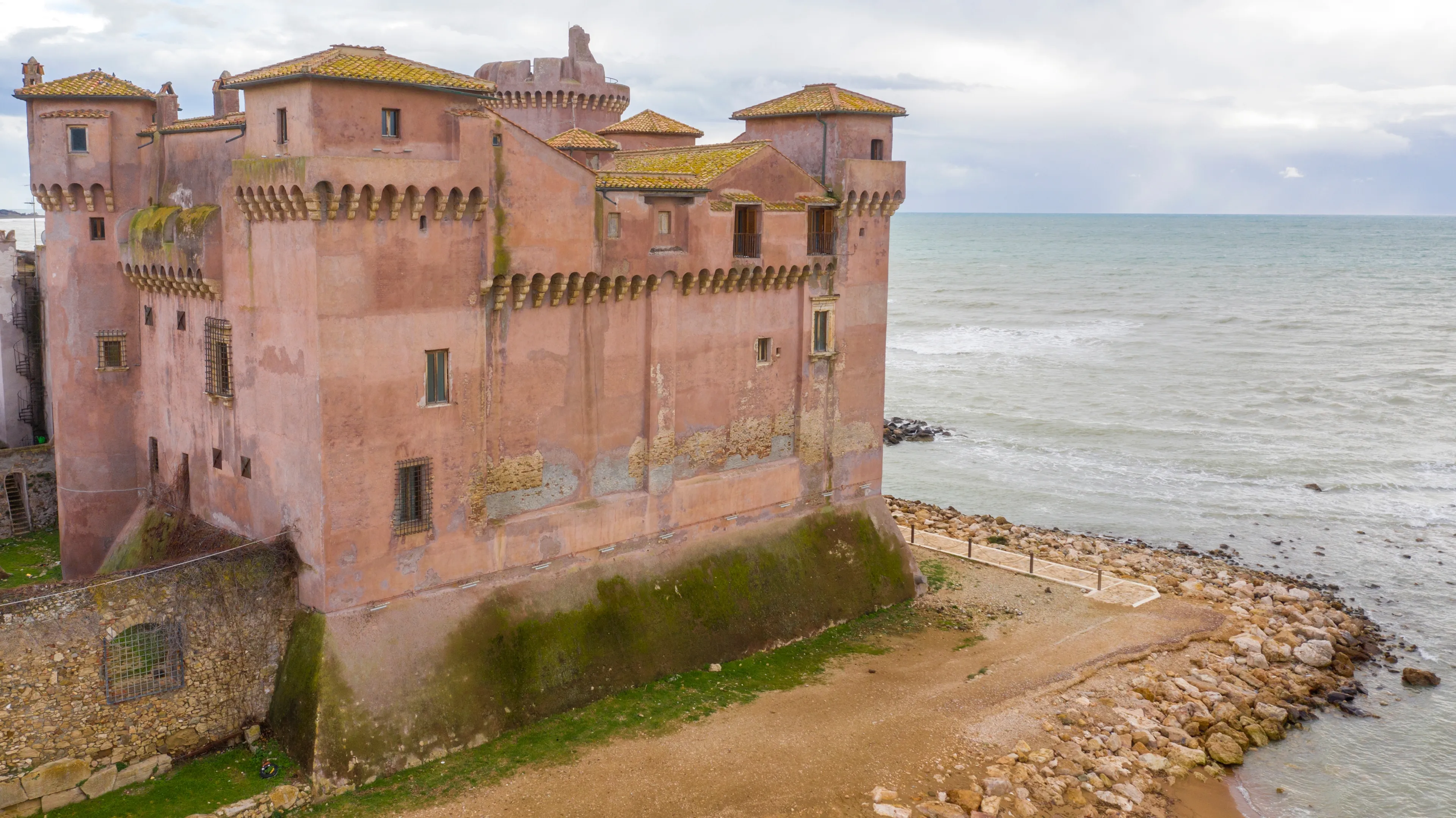 Best Santa Marinella hotels. Cheap hotels in Santa Marinella, Italy