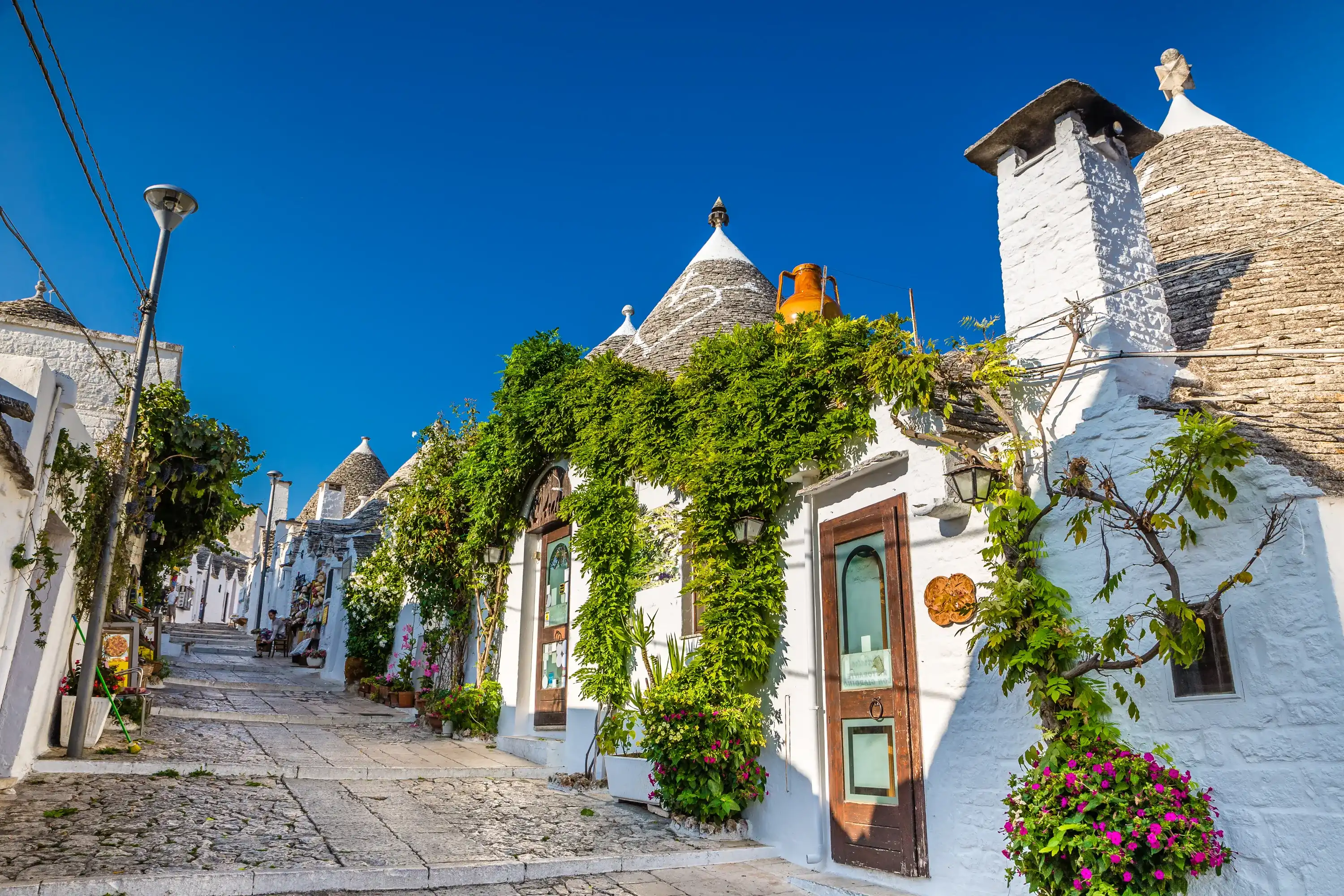 Best Alberobello hotels. Cheap hotels in Alberobello, Italy Best Alberobello hotels. Cheap hotels in Alberobello, Italy