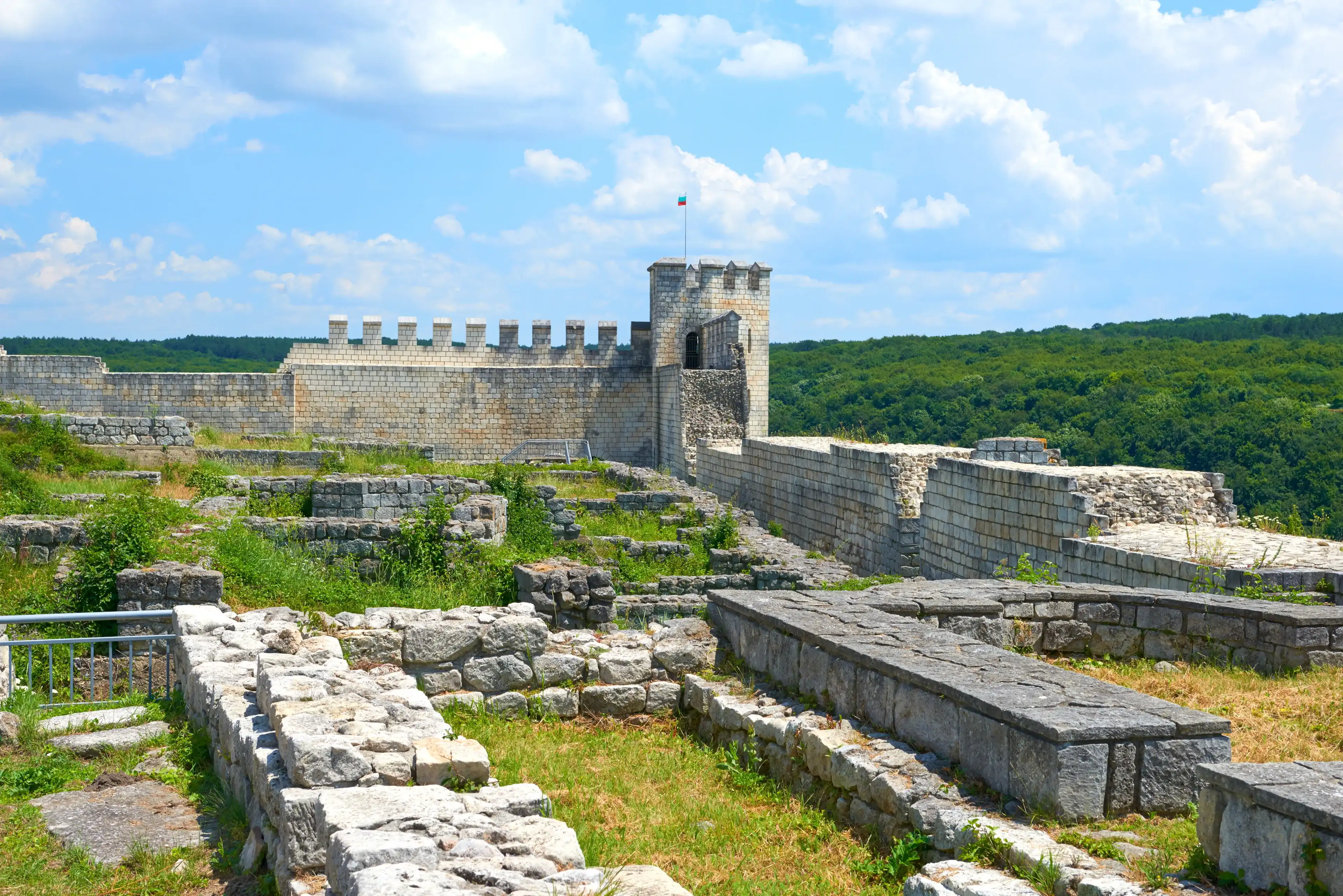 Shumen hotels. Best hotels in Shumen, Bulgaria Shumen hotels. Best hotels in Shumen, Bulgaria