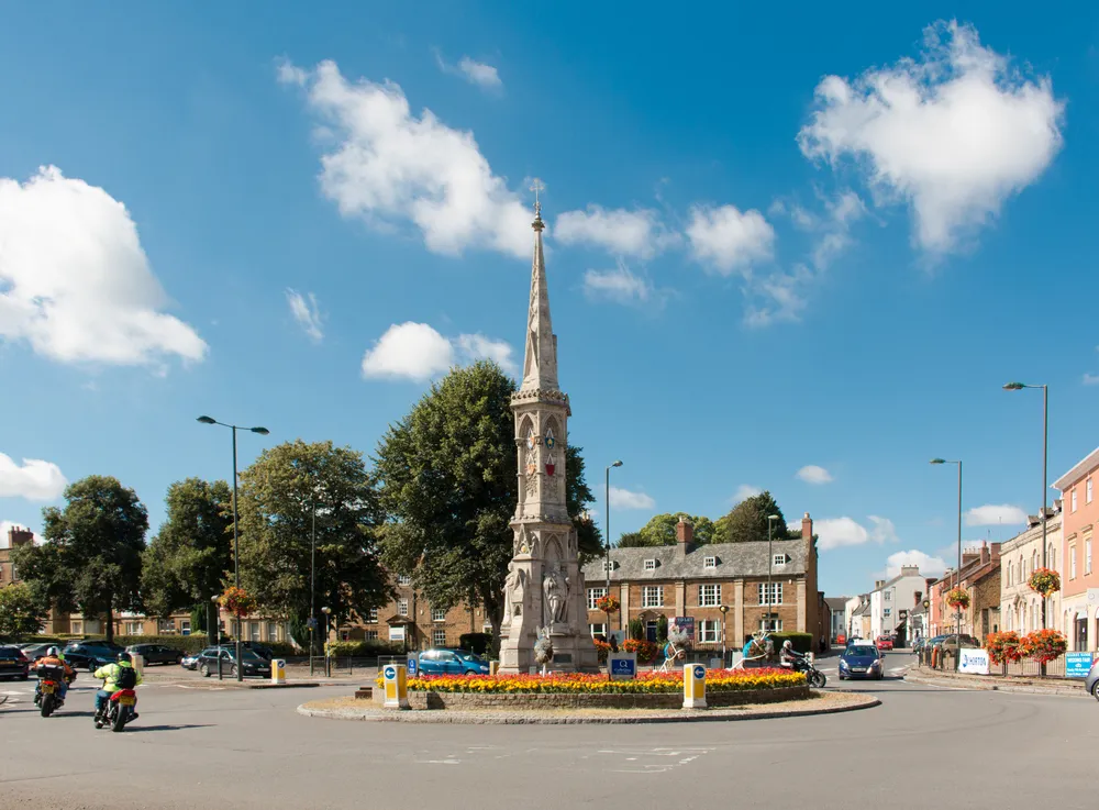 Banbury, United Kingdom - August 29, 2016: Famous cross and statue of Fine Lady in Banbury, market town in Oxfordshire, England.