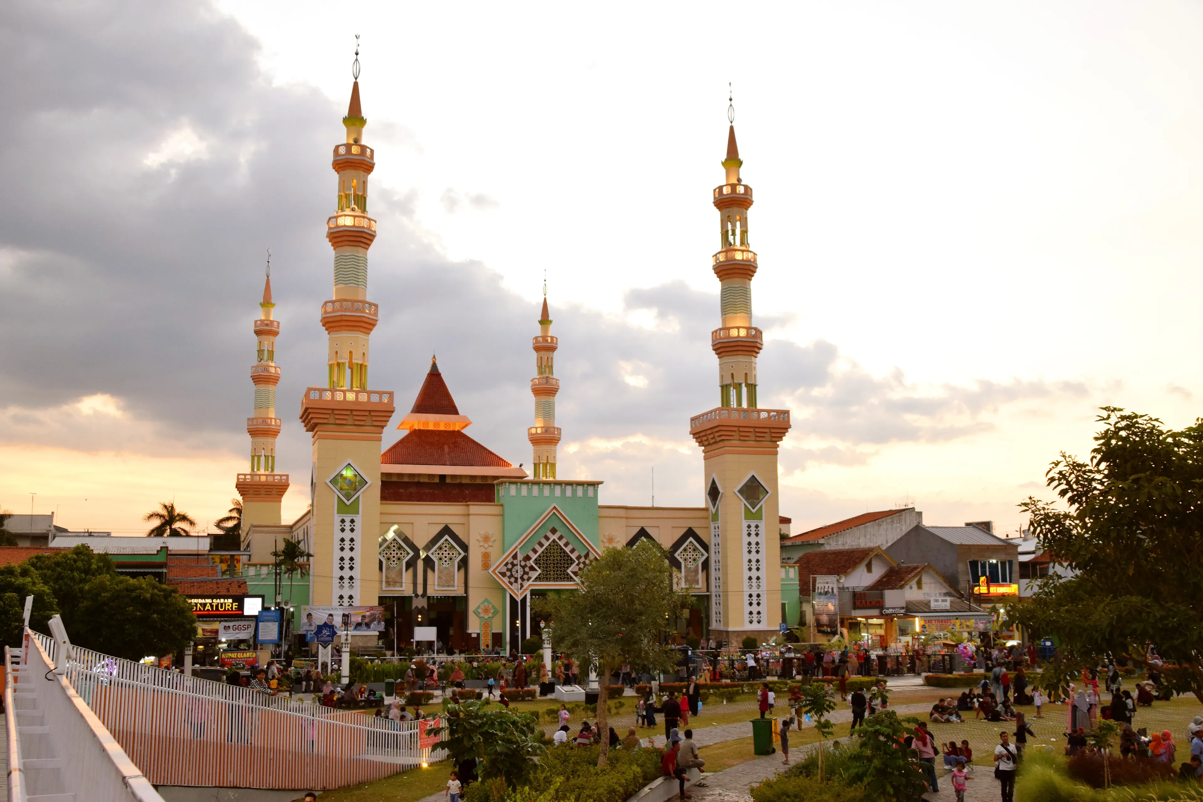 Tegal, Indonesia - July 07, 2024 : The atmosphere in the afternoon at the Grand Mosque of Tegal City, which is one of the magnificent mosques located in the Tegal city square