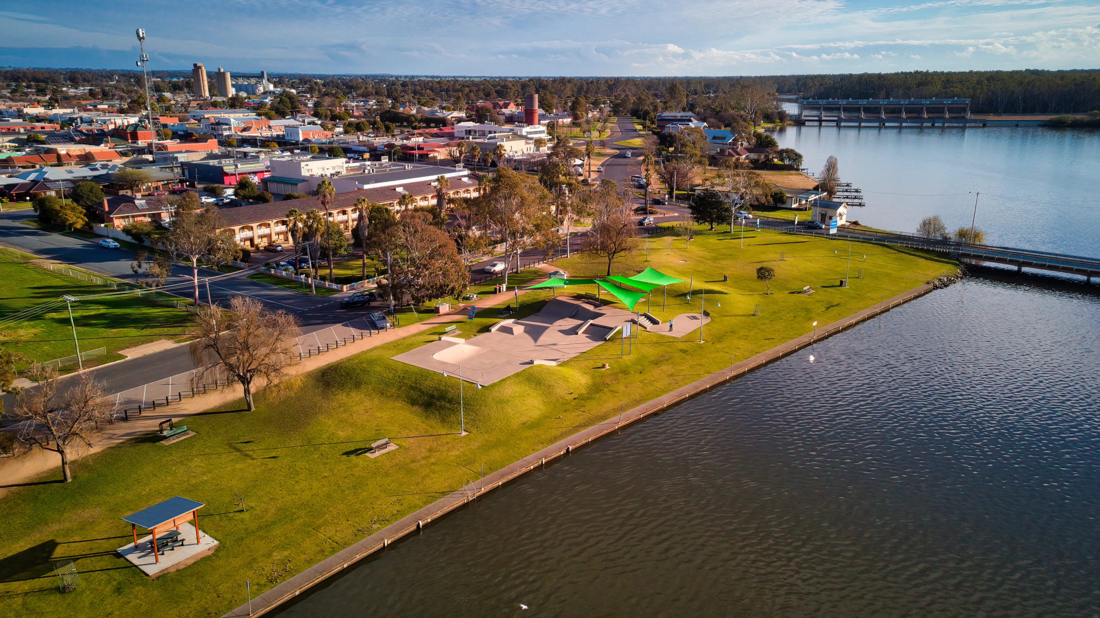 Lake Mulwala looking down to the Murray River