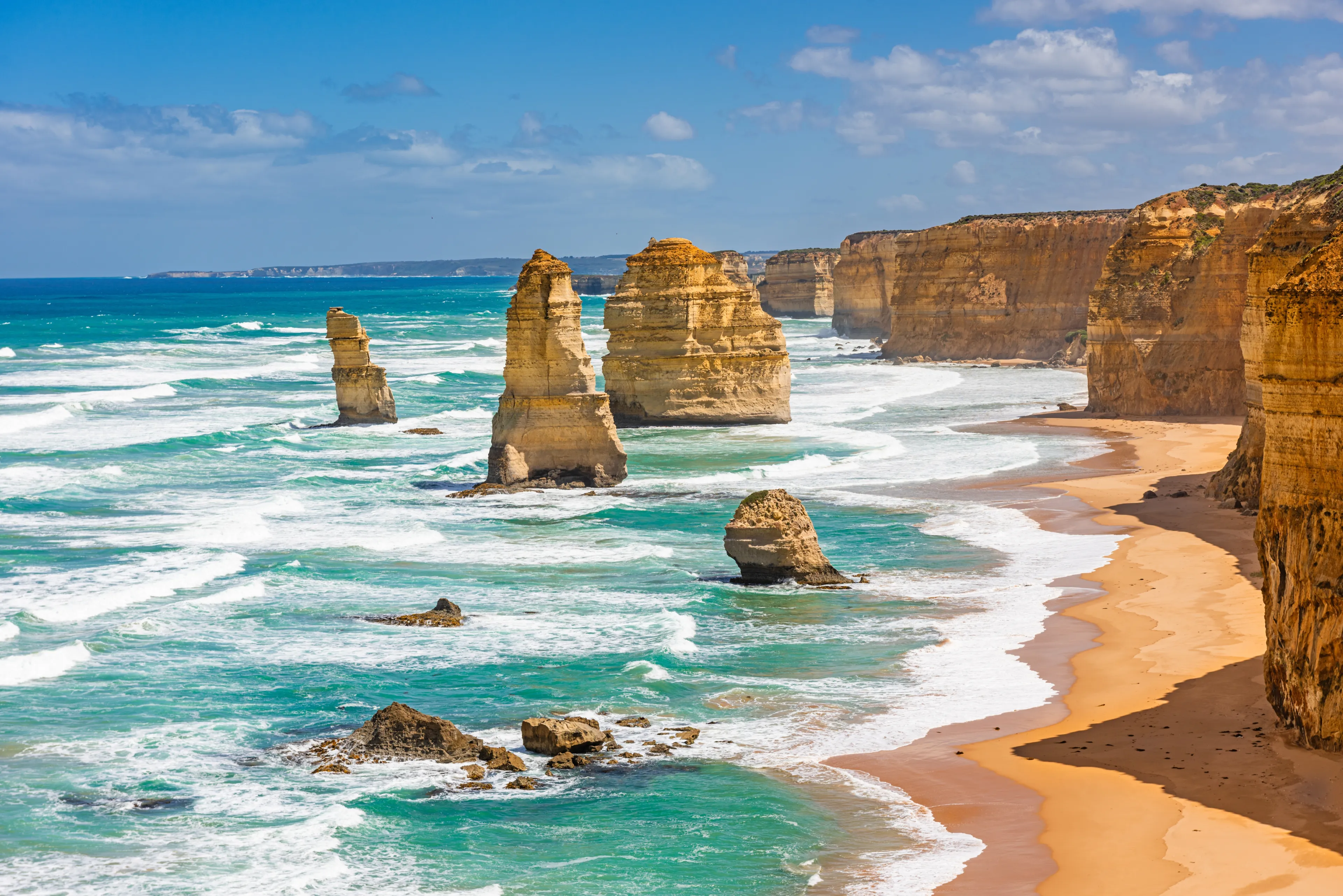 The Twelve Apostles, Port Campbell National Park, Great Ocean Road, Victoria, Australia