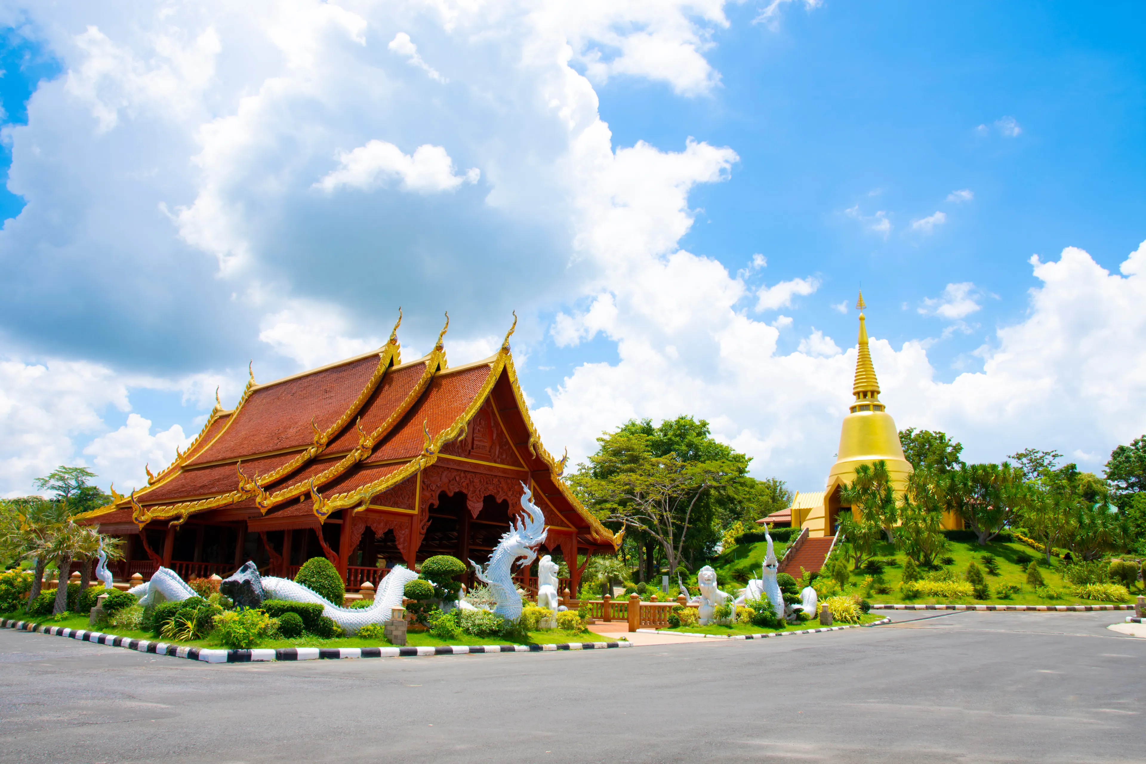Wat Tham Saeng Phet is a Buddhist temple in Amnat Charoen, Thailand.  The Thai temple has a vihara, a pagoda, and a huge reclining Buddha.