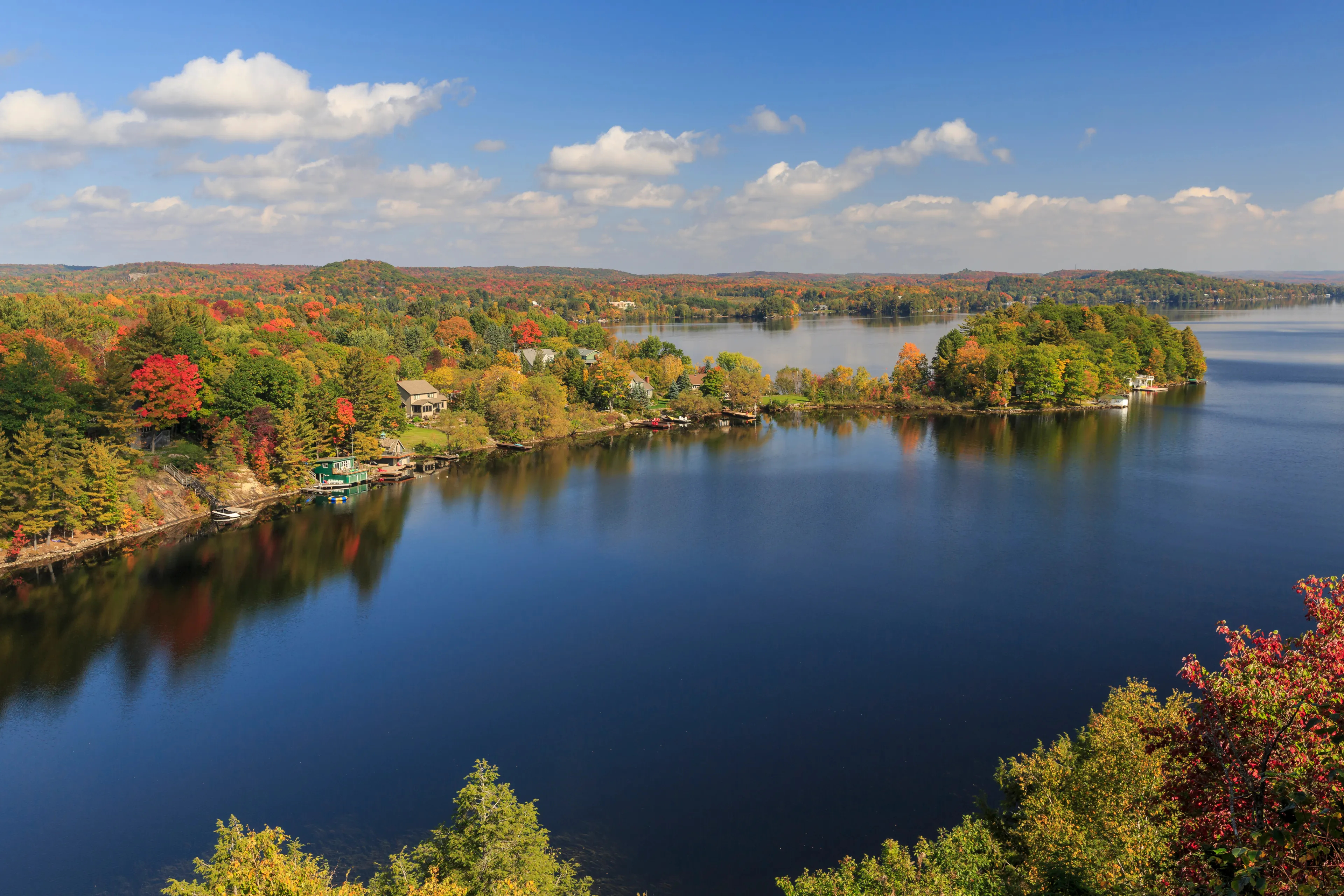 Best Huntsville hotels. Cheap hotels in Huntsville, Ontario, Canada