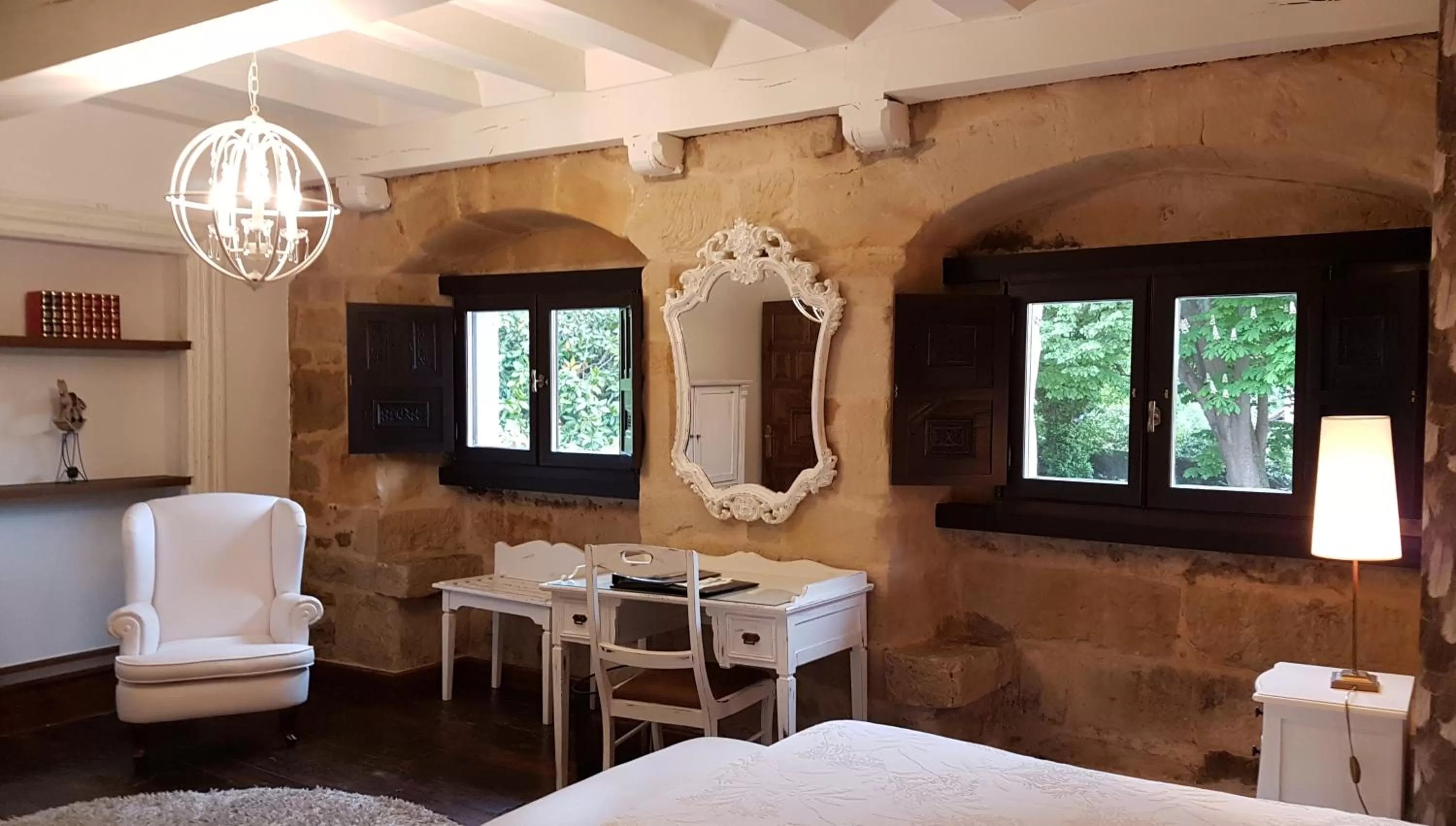 Photo of the whole room in Hotel Casa del Marqués