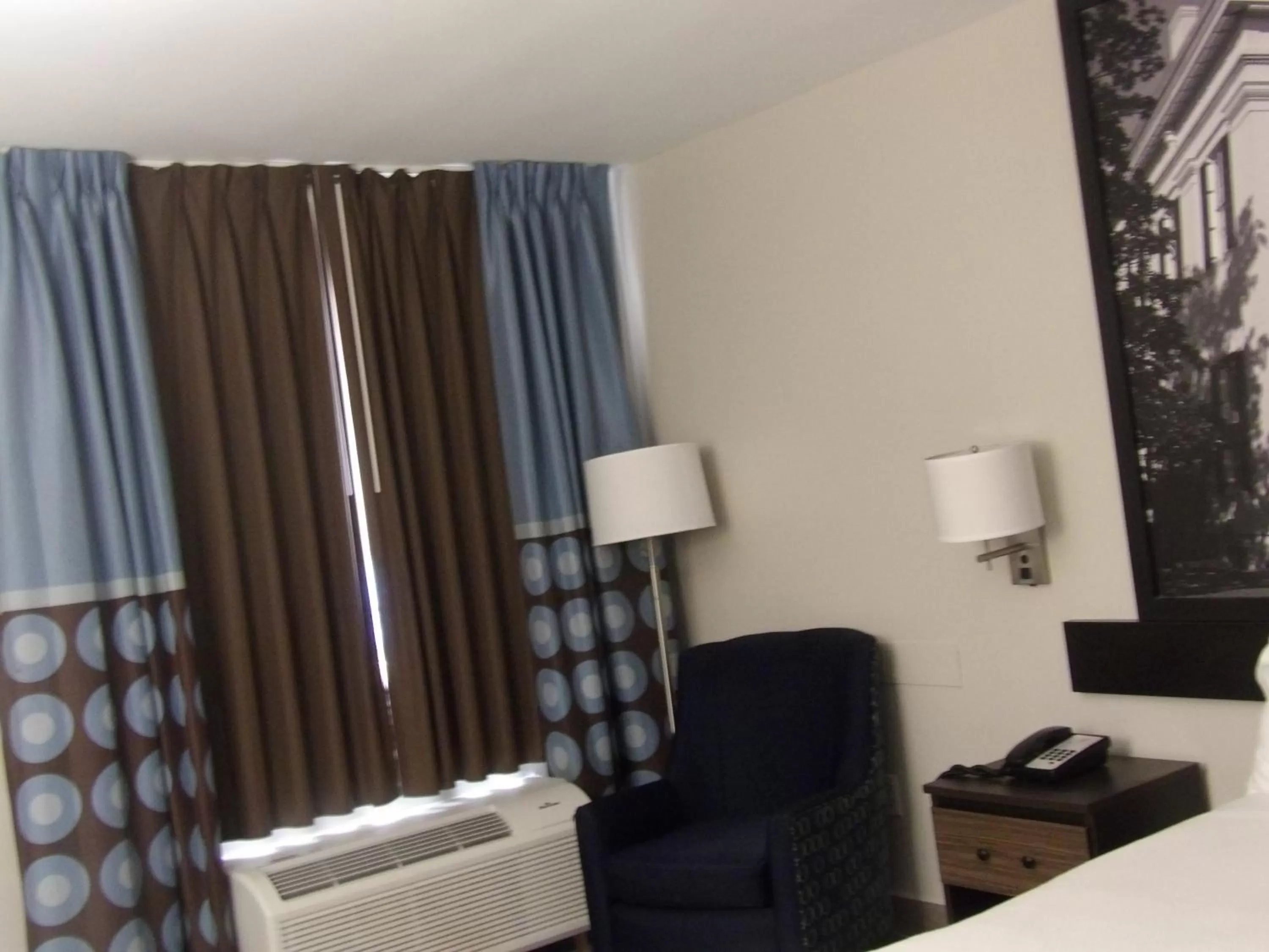 Bed in Super 8 by Wyndham Ocean Springs Biloxi