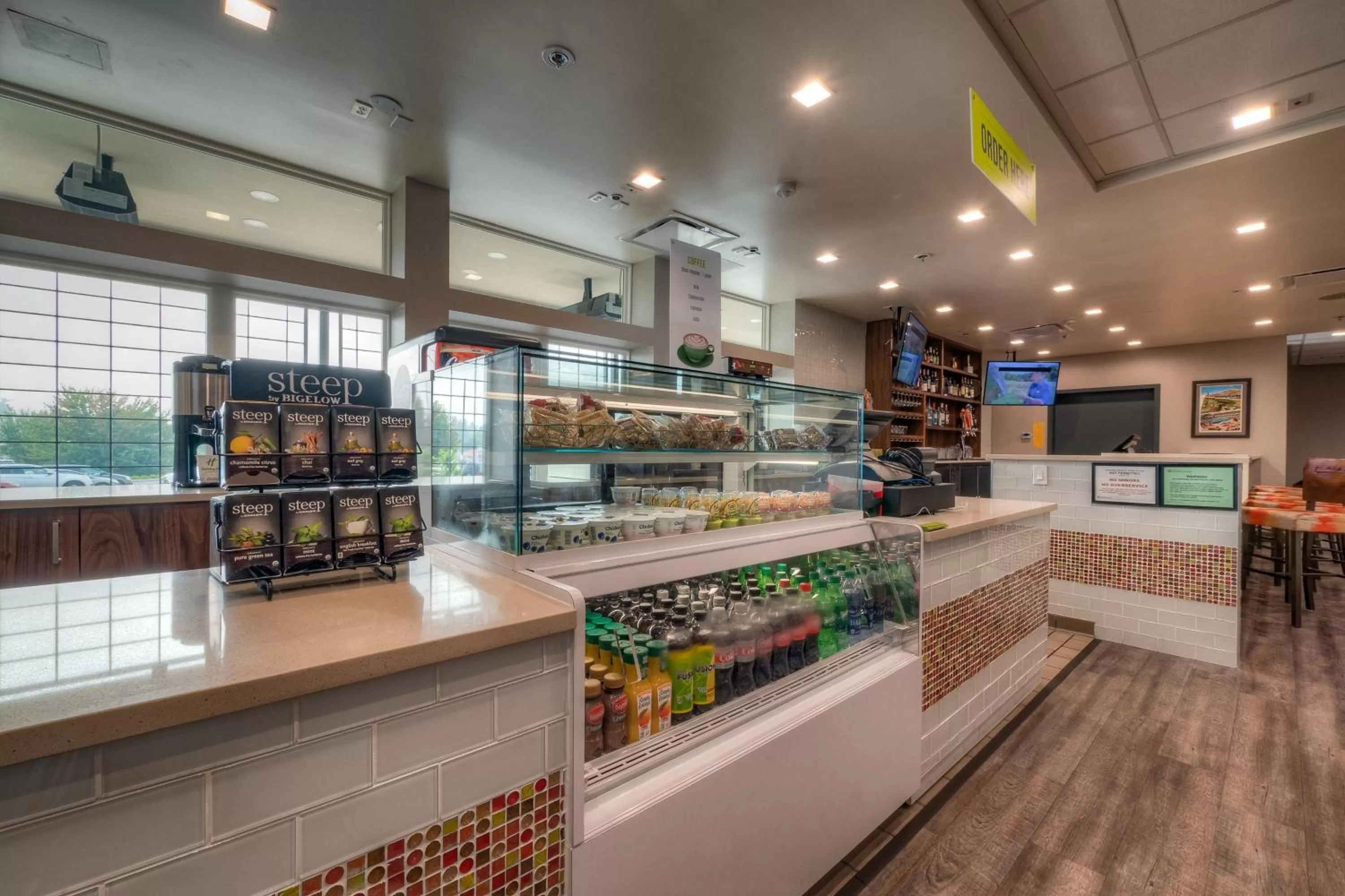 Restaurant/places to eat in Holiday Inn Tacoma Mall by IHG