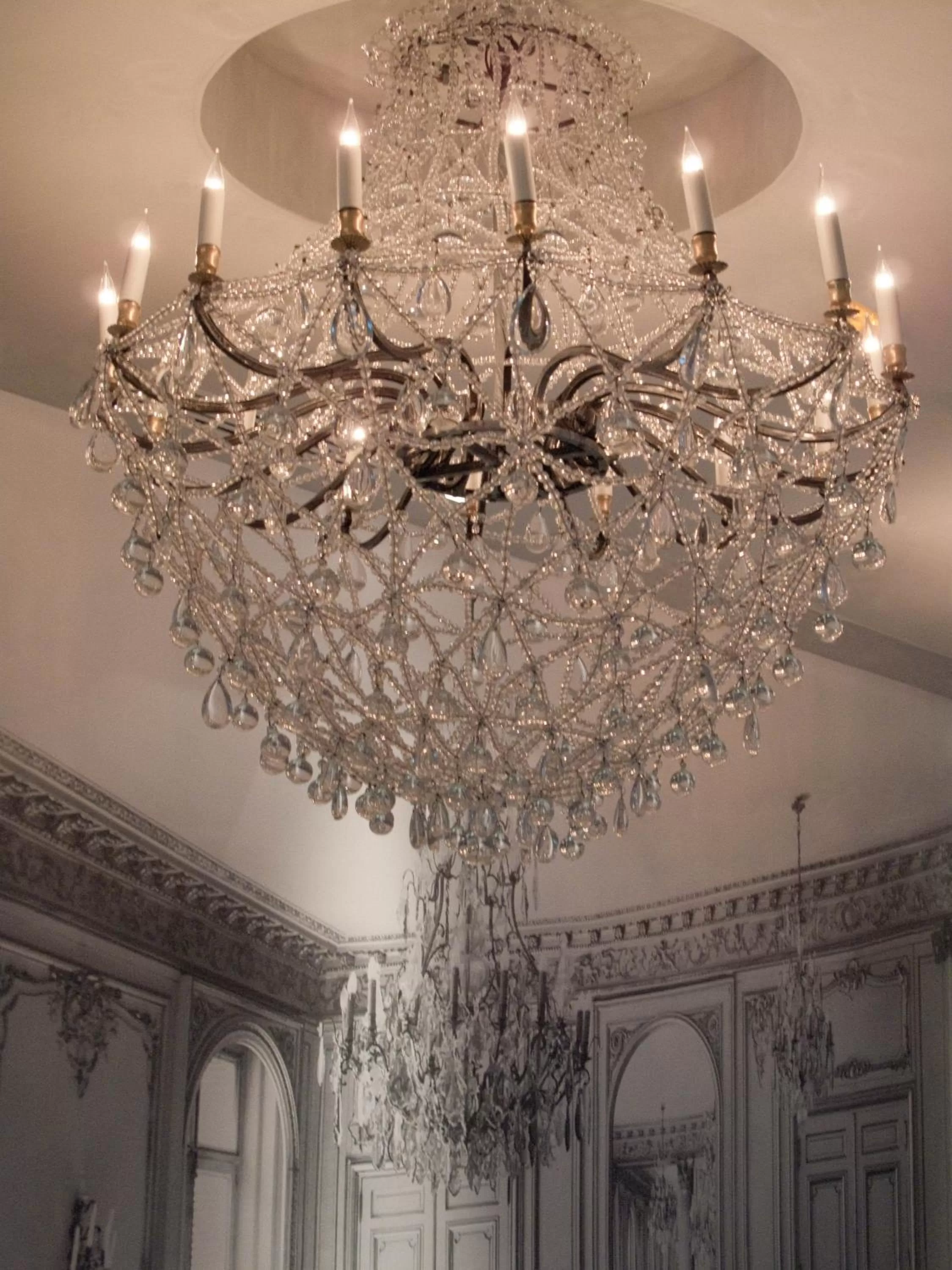 Area and facilities in La Maison Champs Elysées