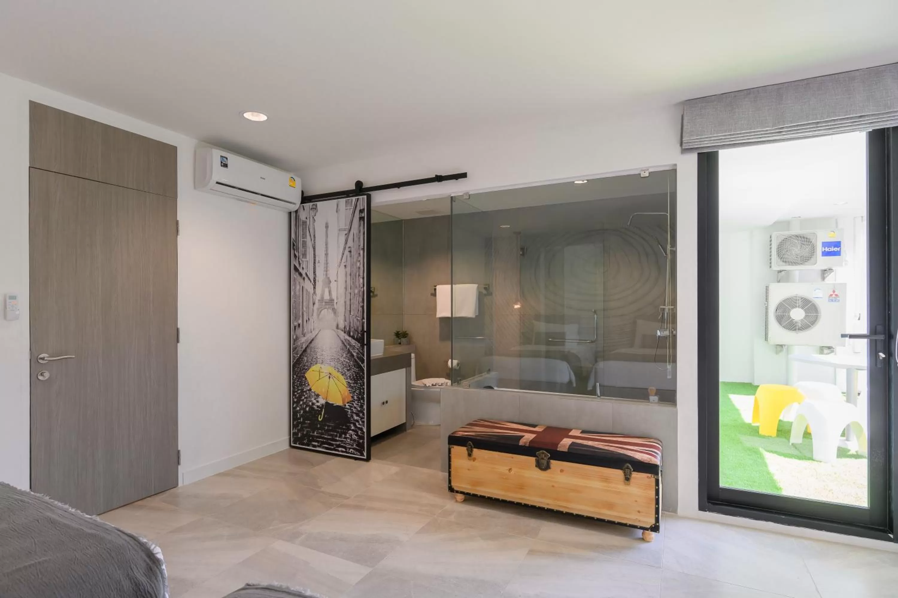 Bedroom in Benviar Tonson Residence