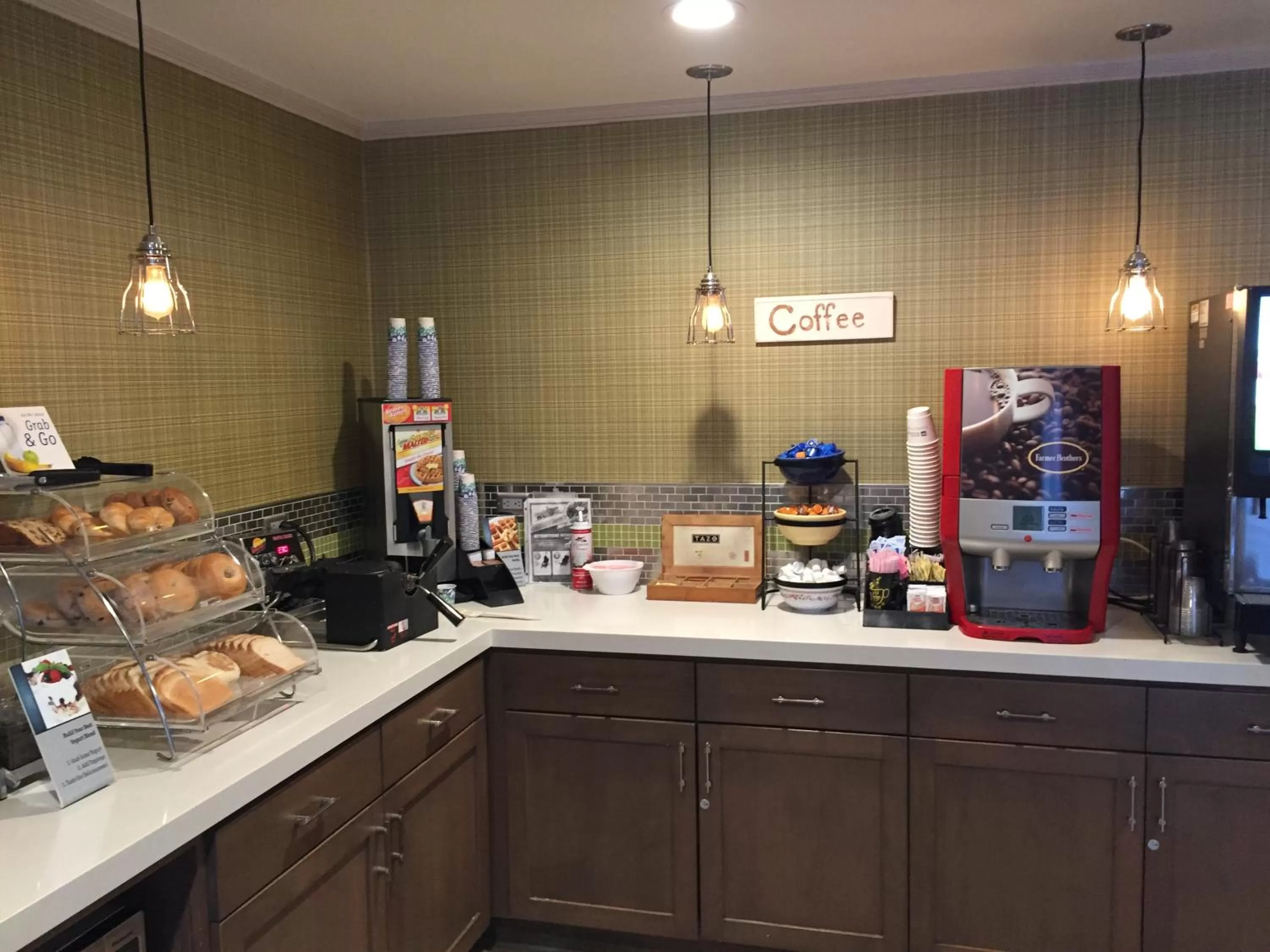 Food in Best Western Plus Inn Scotts Valley