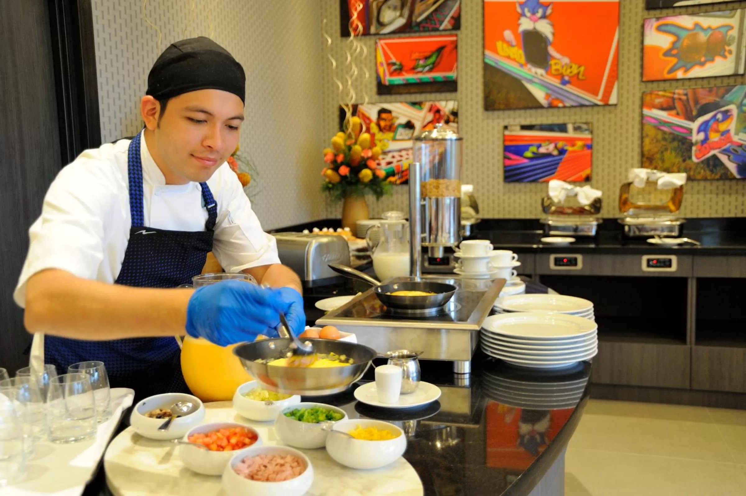 Restaurant/places to eat in Novotel Panama City