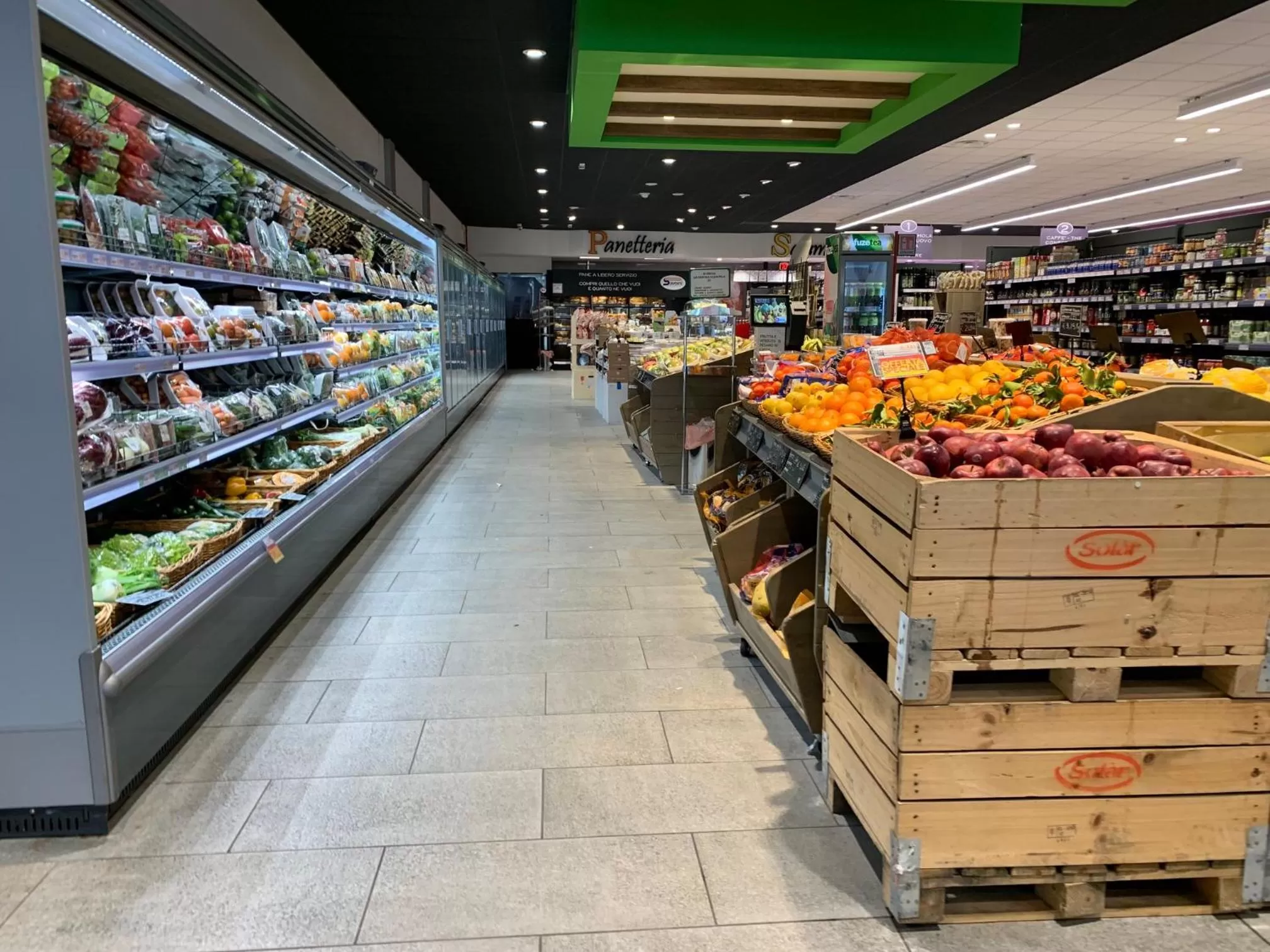 Food and drinks in CASABELLA-LAGO MAGGIORE