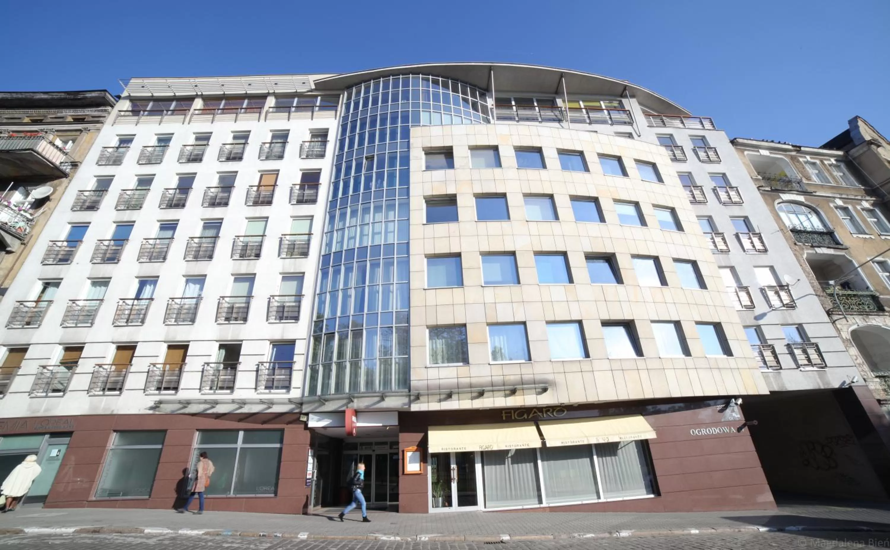 Facade/entrance in Platinum Apartments Aparthotel
