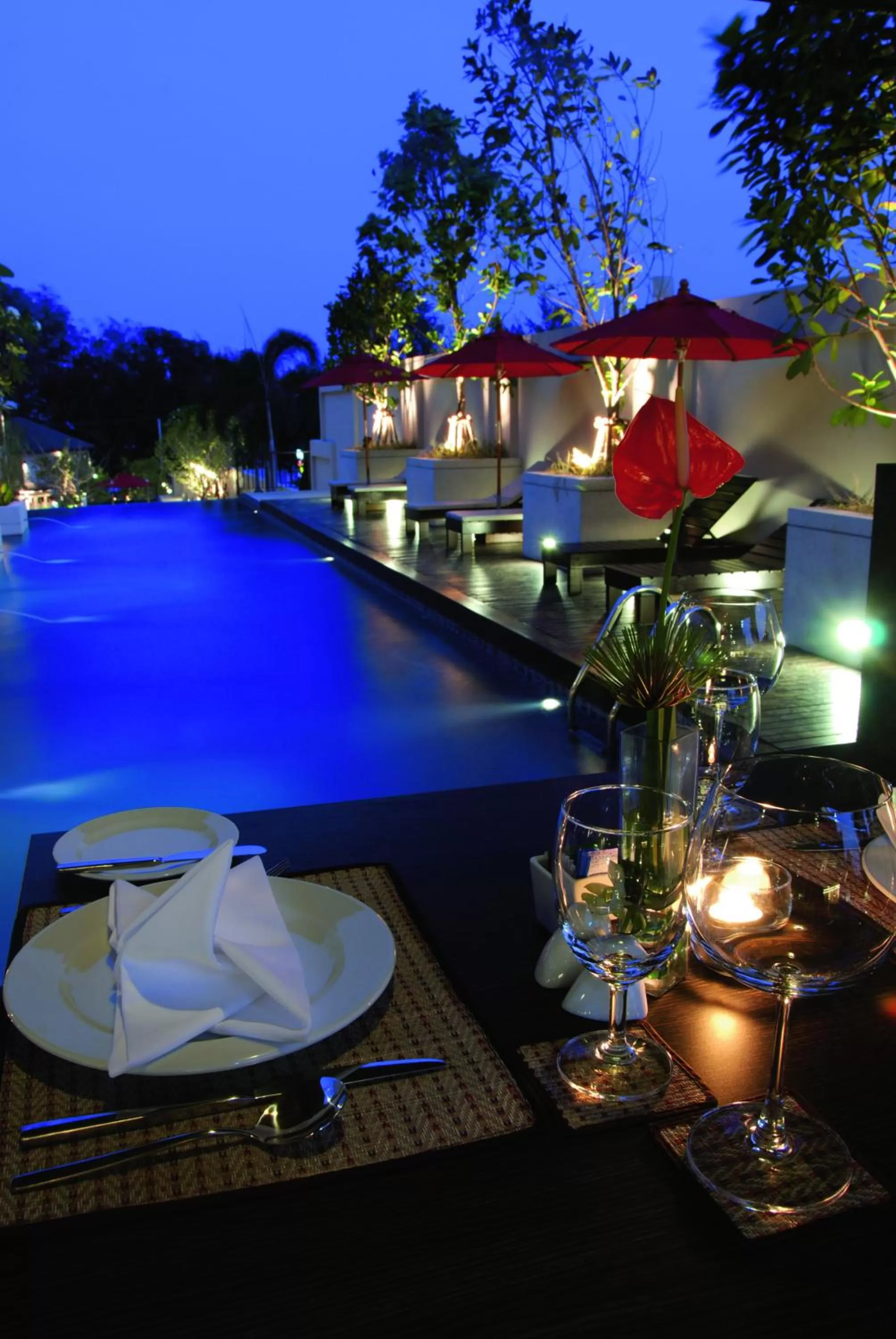 Swimming pool in Tara Mantra Cha-Am Resort