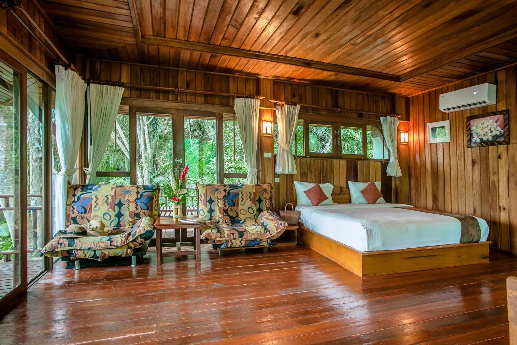Photo of the whole room, Bed in The Vatika Resort and Spa