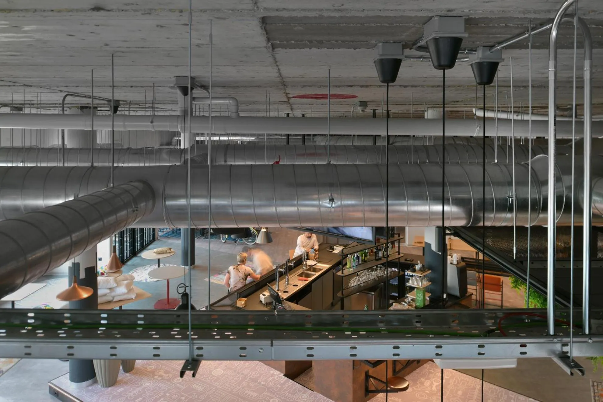 Communal lounge/ TV room in Ibis Madrid Getafe