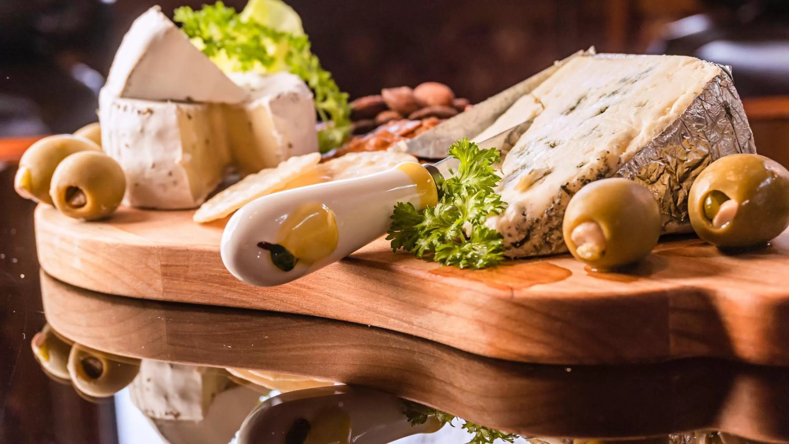 Food and drinks in Abigail's Bed and Breakfast Inn