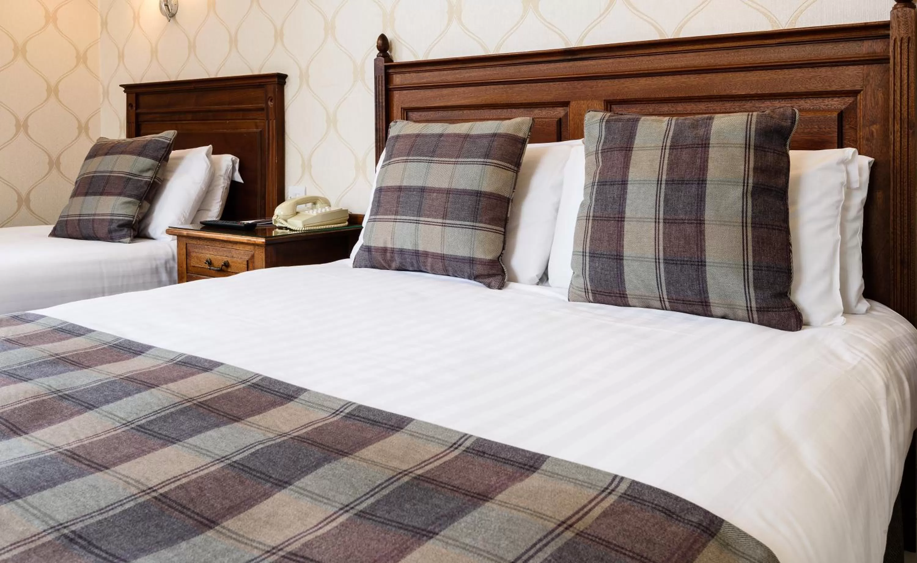 Bedroom, Bed in The Atholl Palace