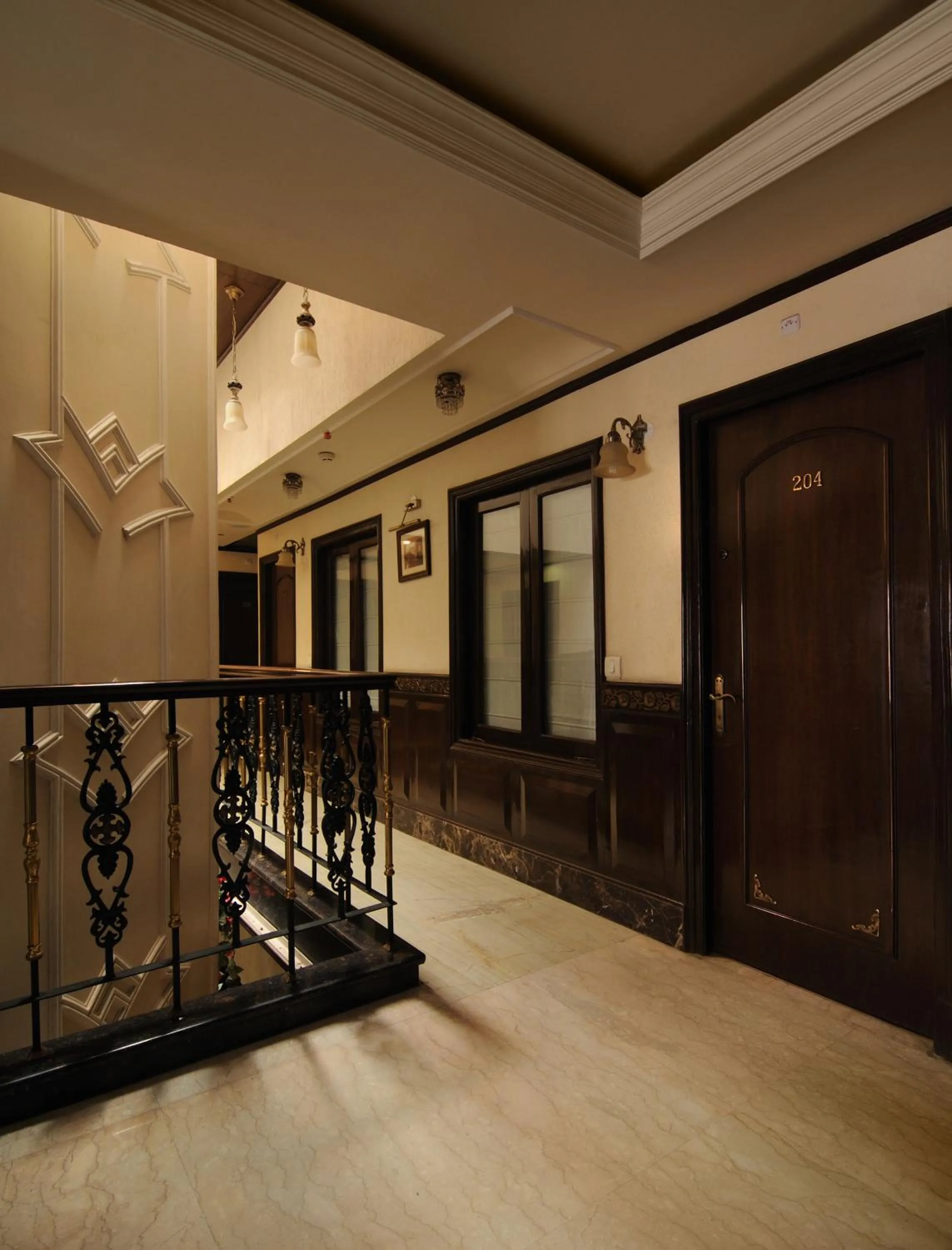 Area and facilities in Hotel Diplomat Residency