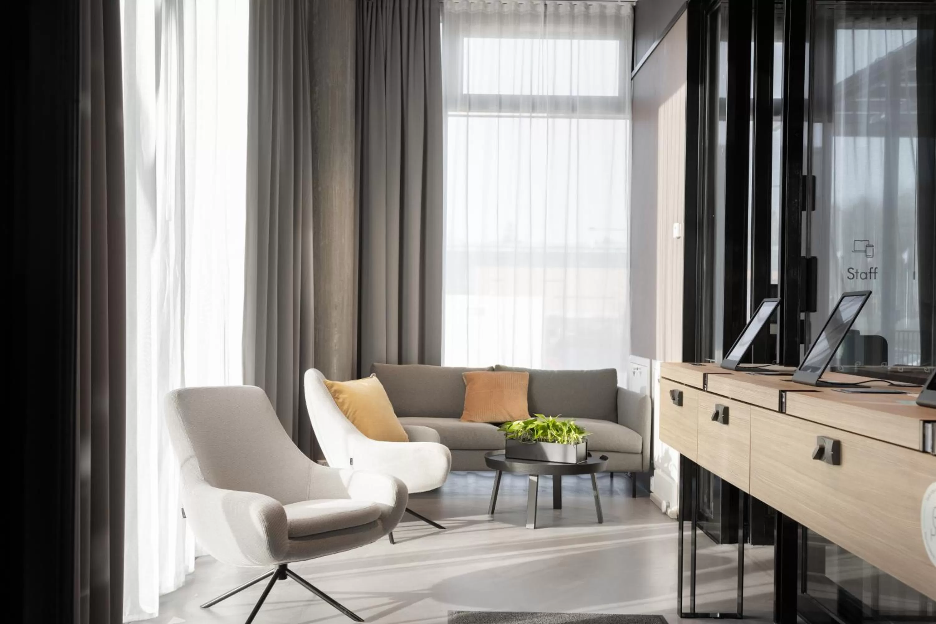 Lobby or reception in Noli Myyrmäki