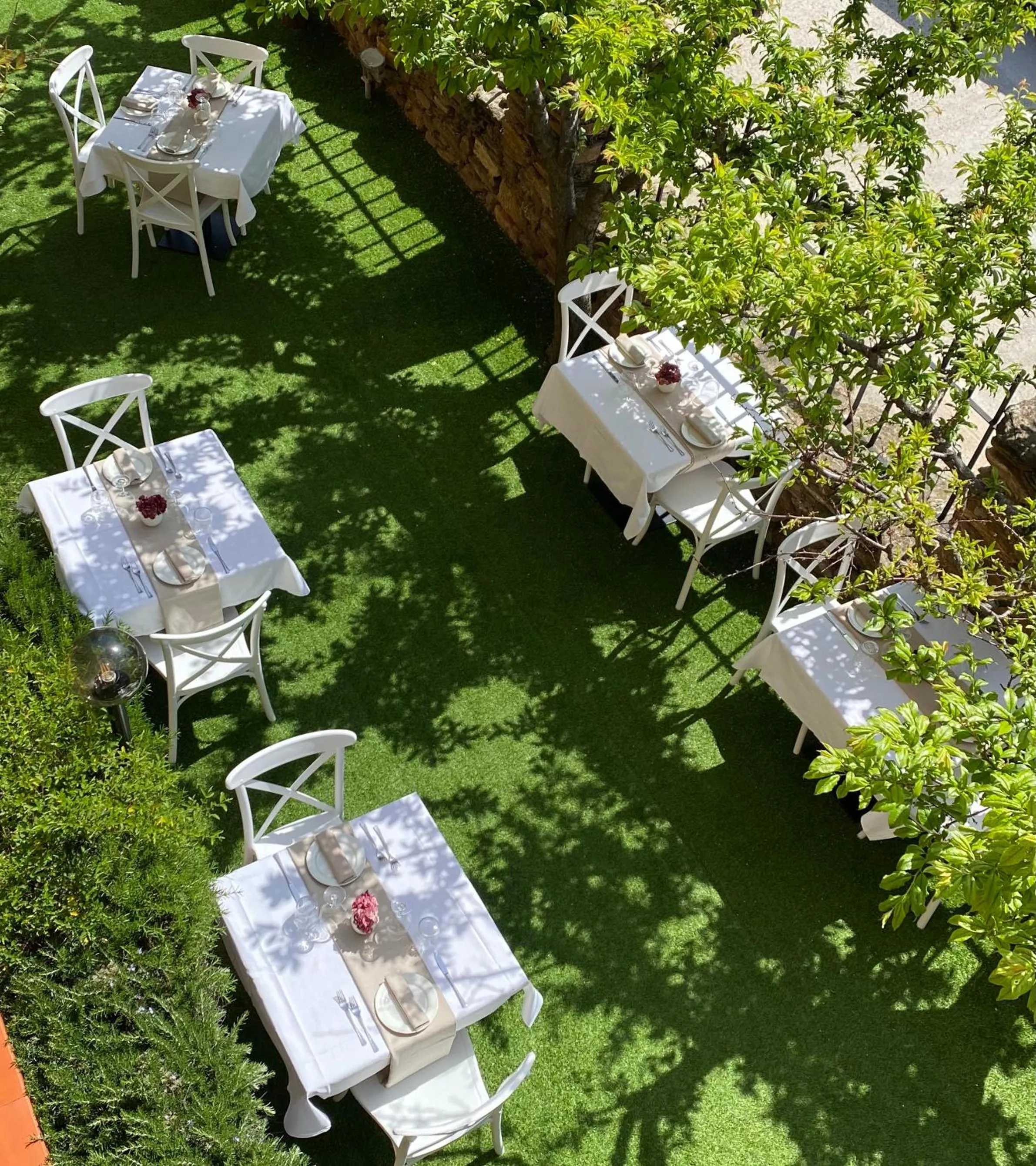 Restaurant/places to eat in Hotel Donatella