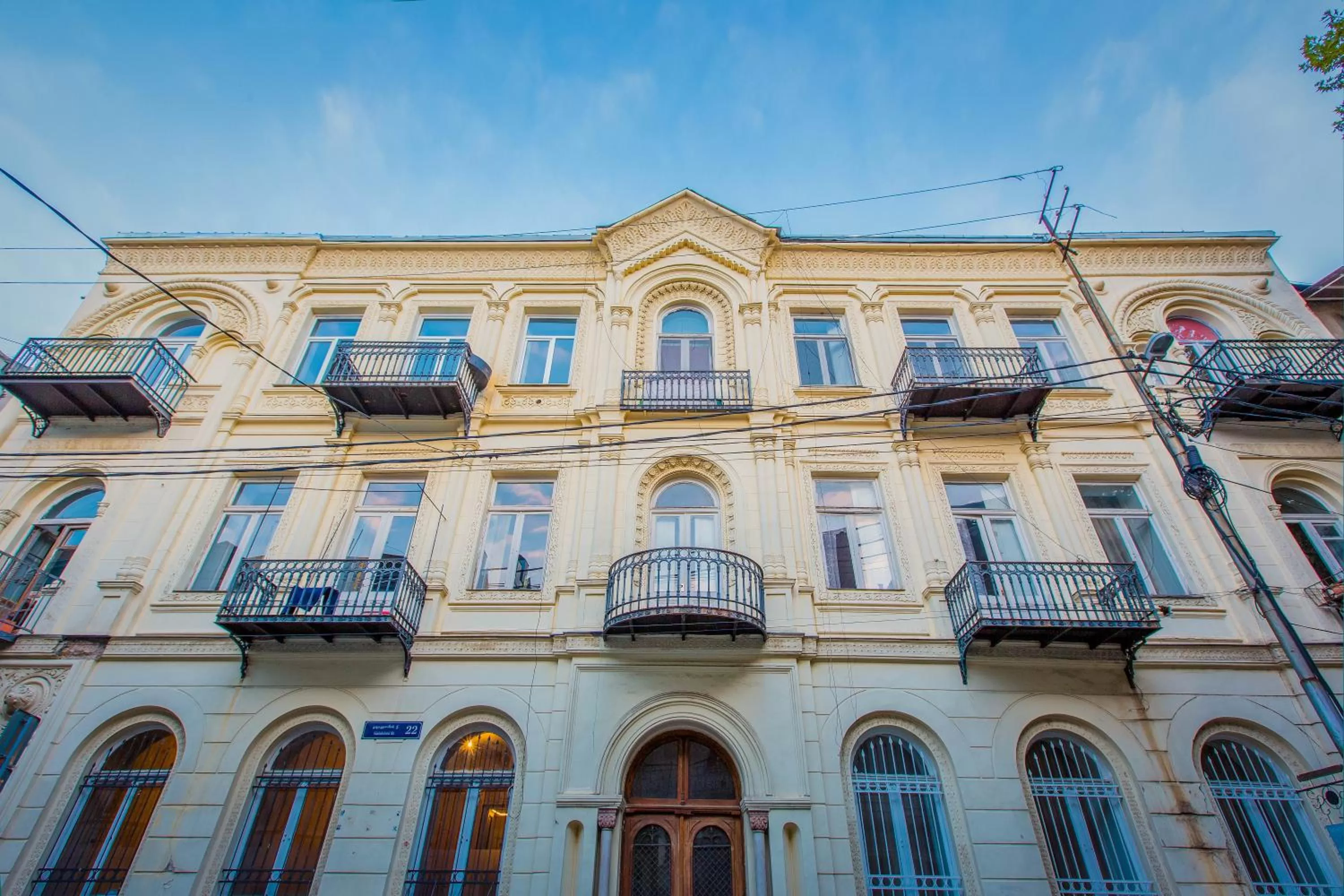 Property building in Galaktioni 22