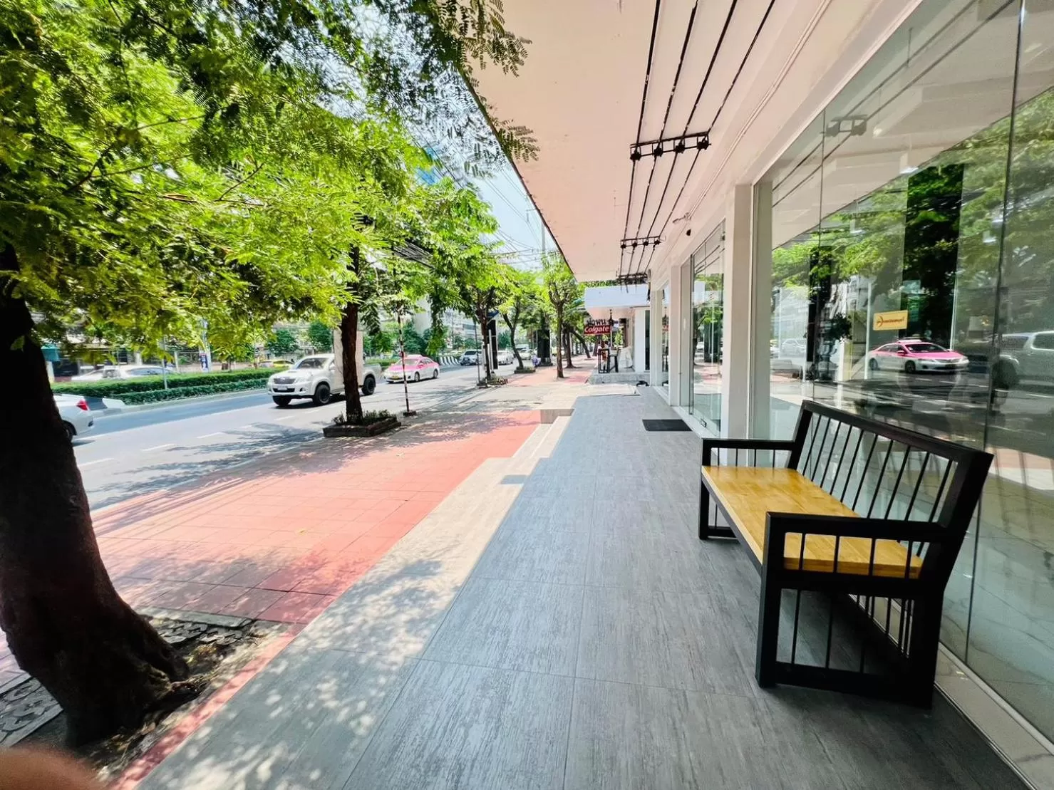 Street view in Bed by Tha-Pra SHA Plus