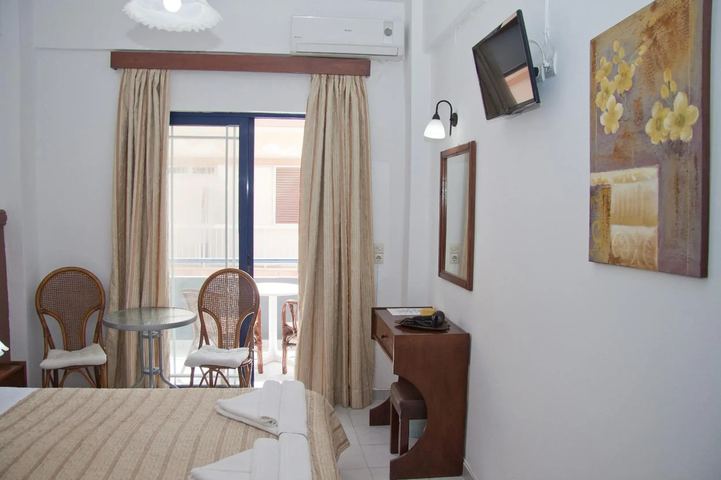 Double Room in Danaos Hotel Double Room in Danaos Hotel