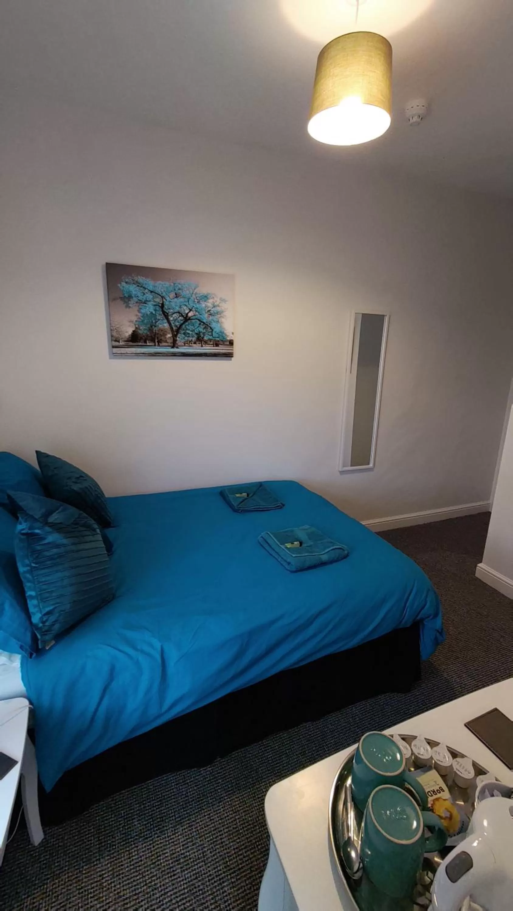 Bedroom, Bed in The Castleton