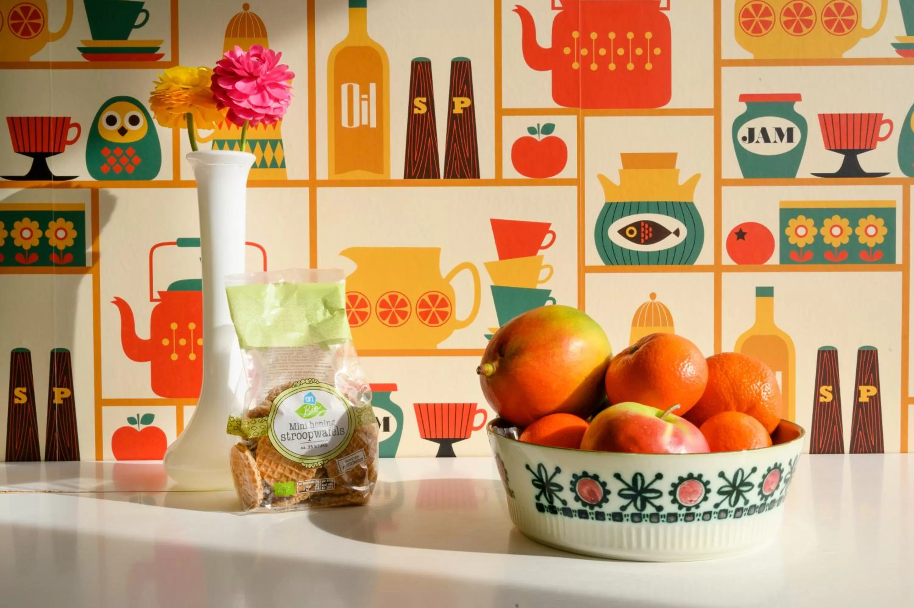 Houseboat studio with canalview and free bikes