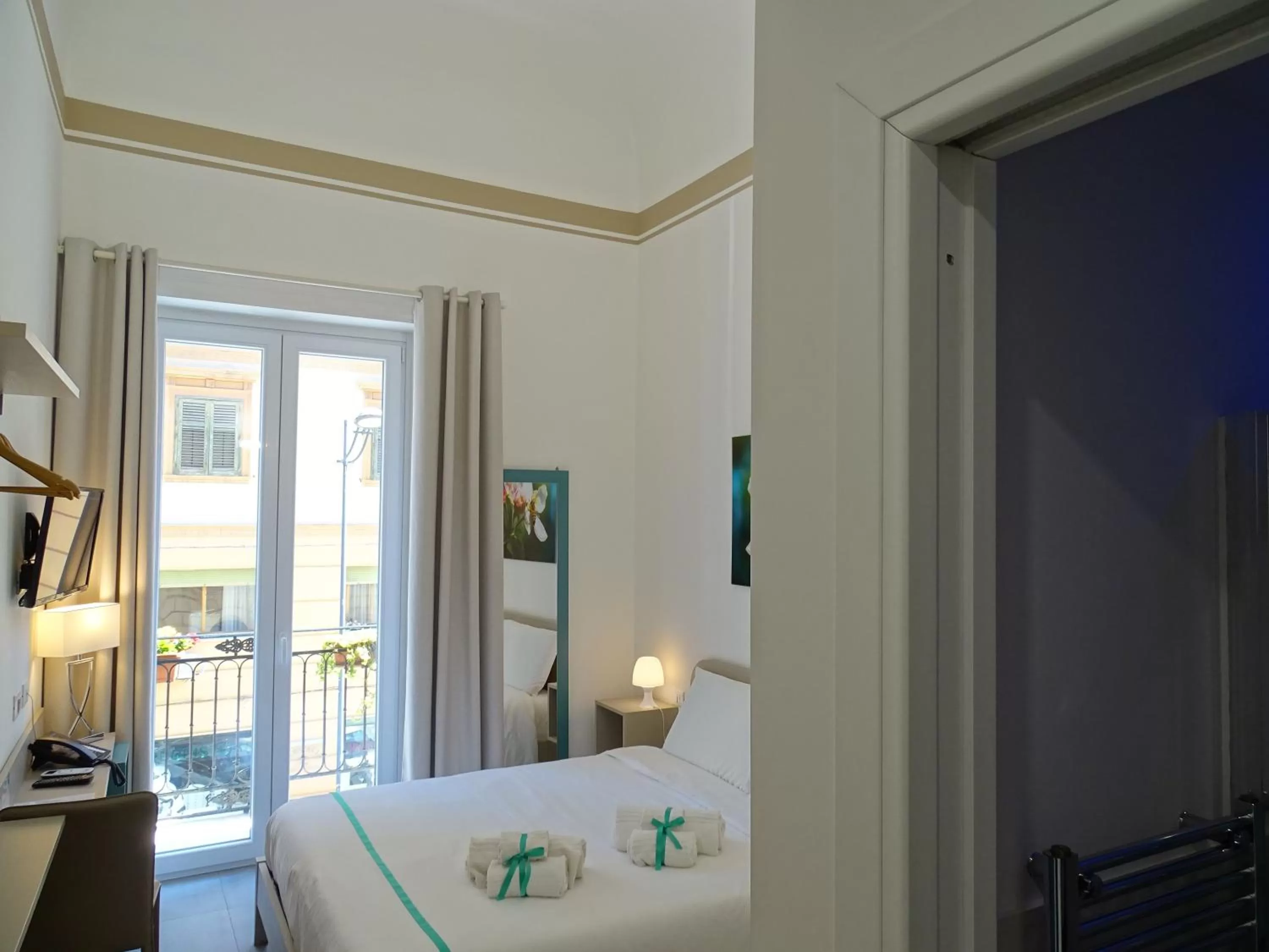 Spring, Bed in Le Quattro Stagioni - Rooms & Suites