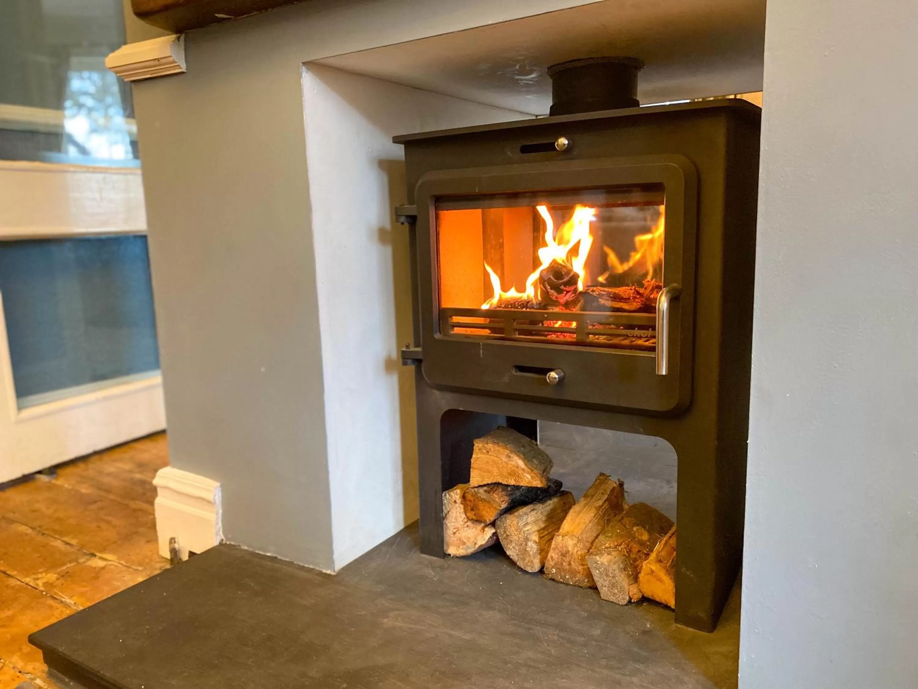 Communal lounge/ TV room in Glan Aber Hotel