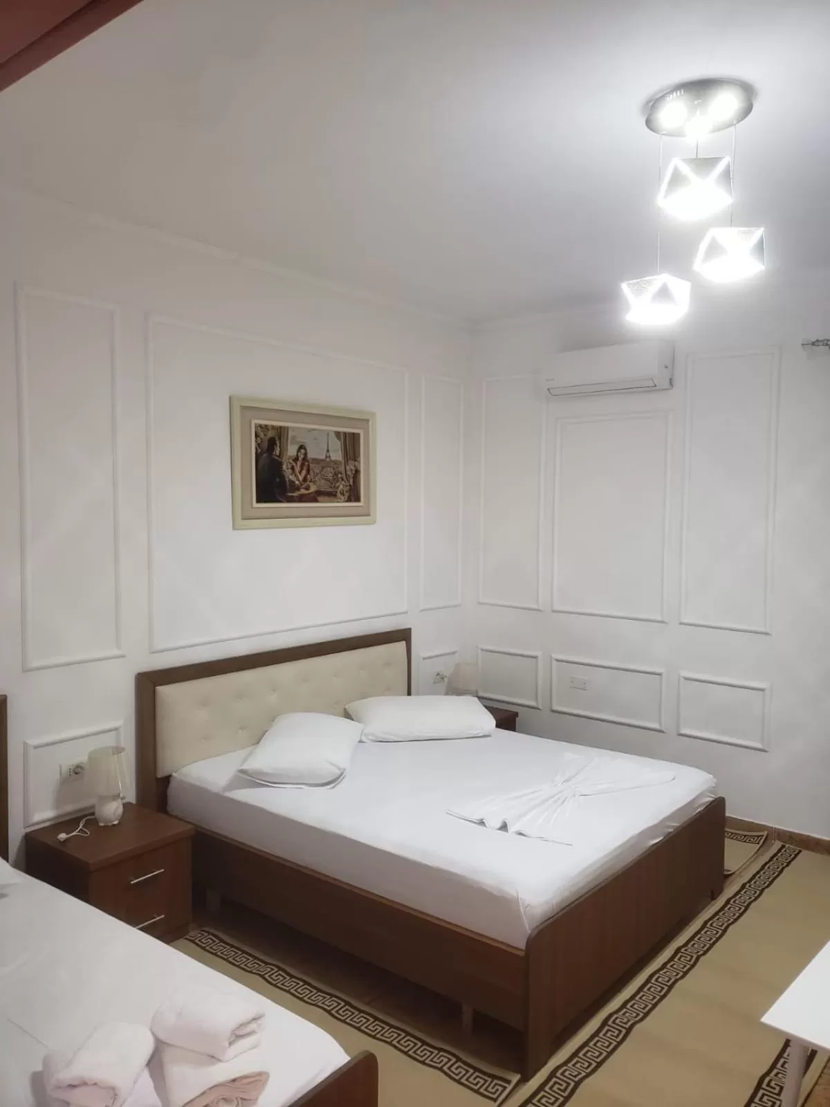 Bed in Hotel Kaloshi