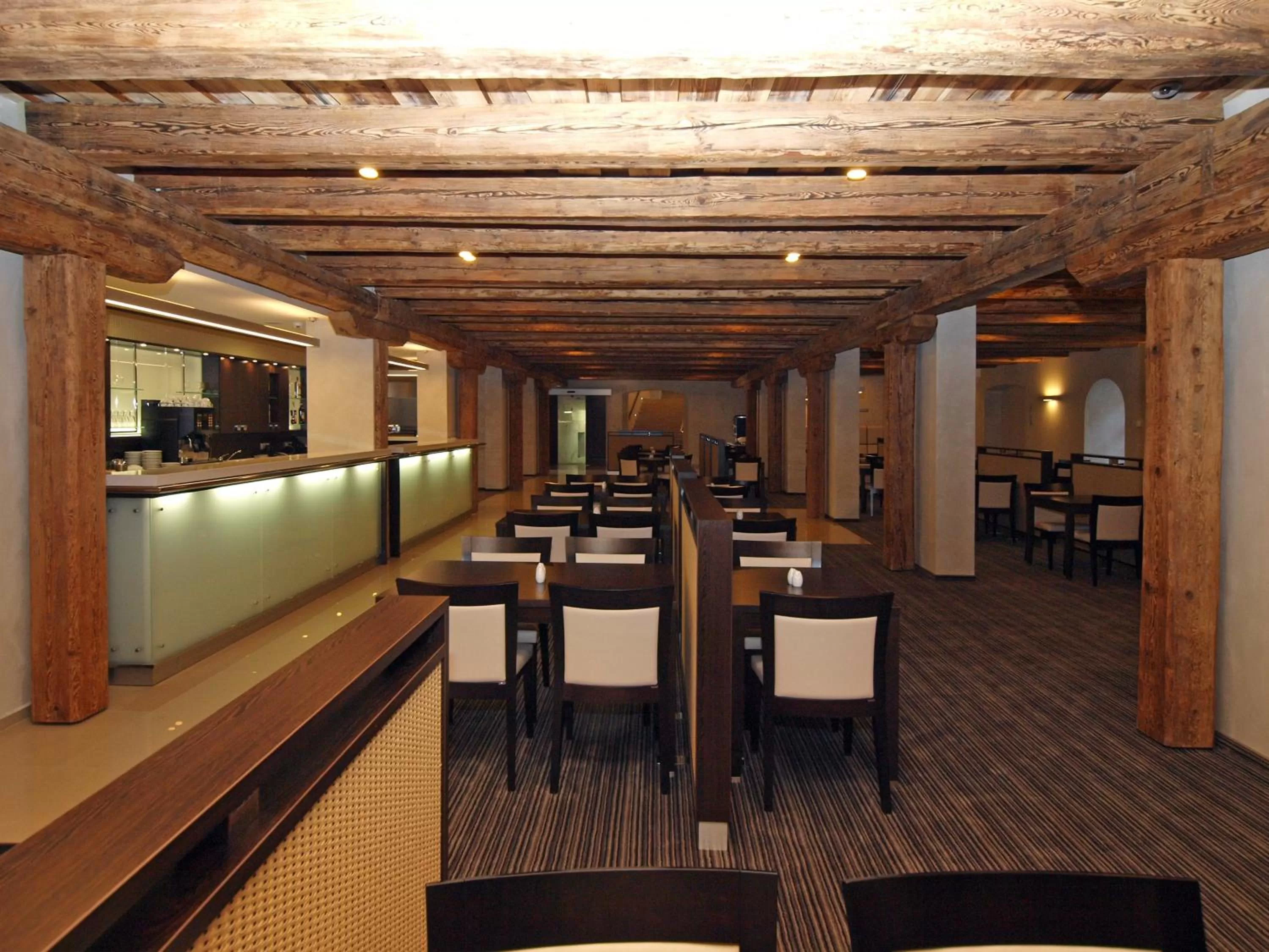 Restaurant/places to eat in Hotel Budweis