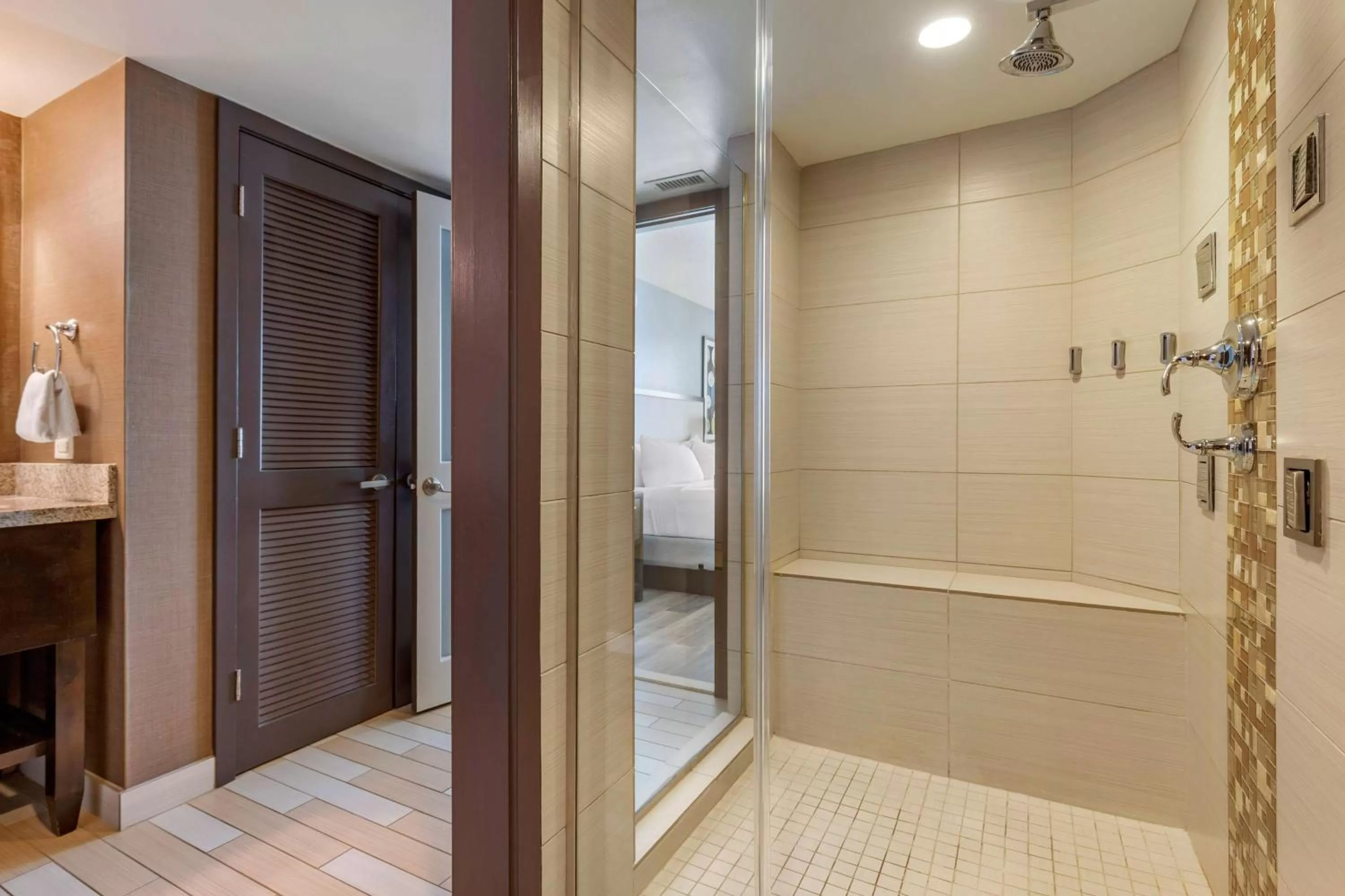 Bathroom in Hilton Vacation Club Oceanaire Virginia Beach