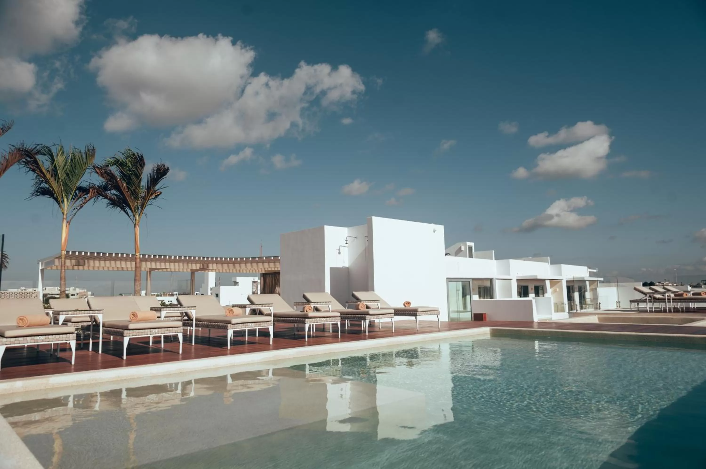 Swimming pool in Antera Hotel & Residences