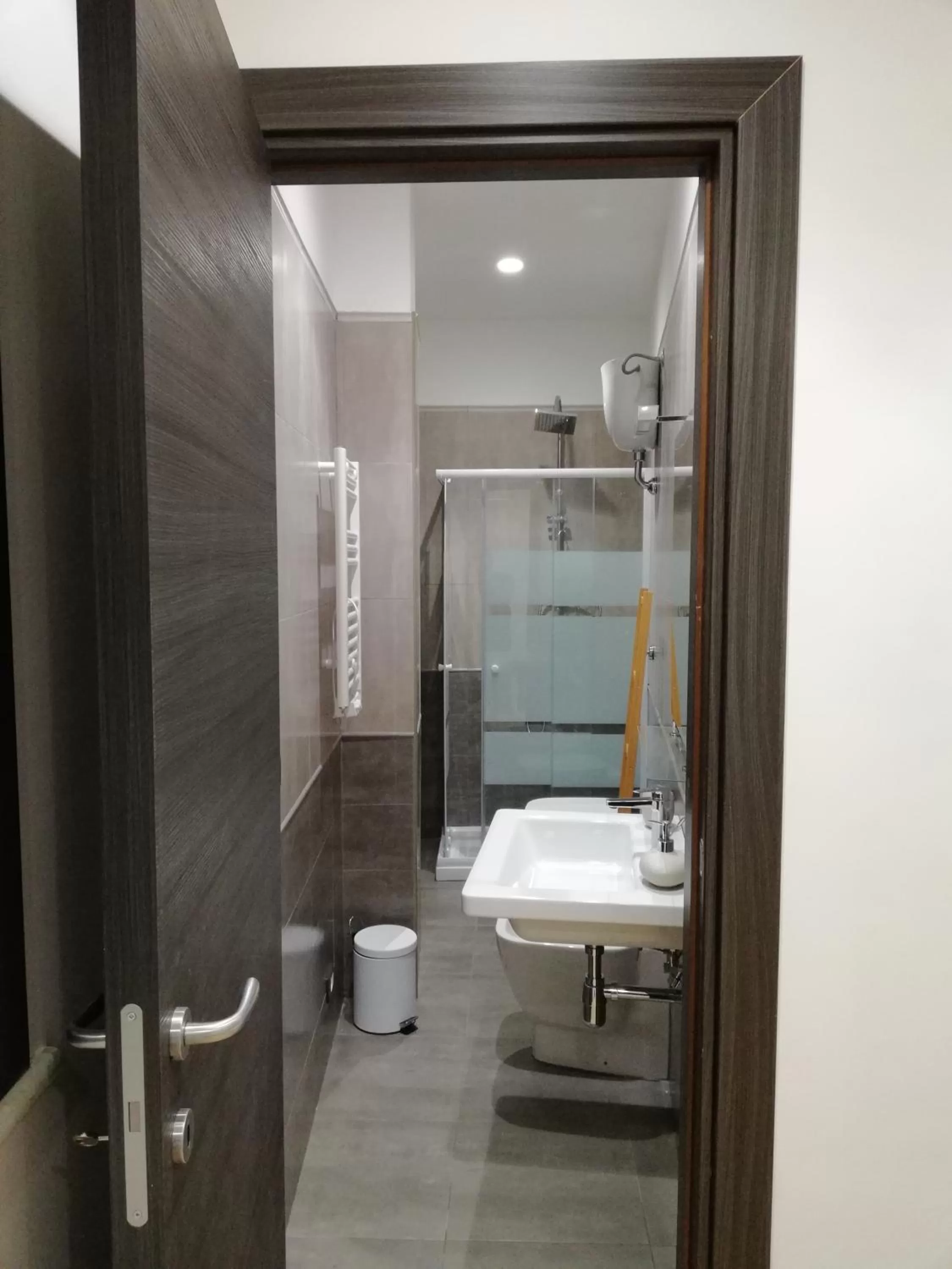 Shower, Bathroom in B&B Controtempo